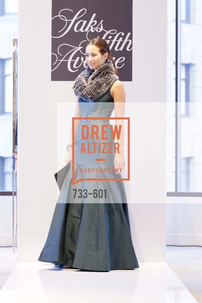 Fashion Show, SAKS FIFTH AVENUE and HARPER'S BAZAAR Host the San Francisco Yacht Club, US, October 9th, 2014,Drew Altizer, Drew Altizer Photography, full-service agency, private events, San Francisco photographer, photographer california