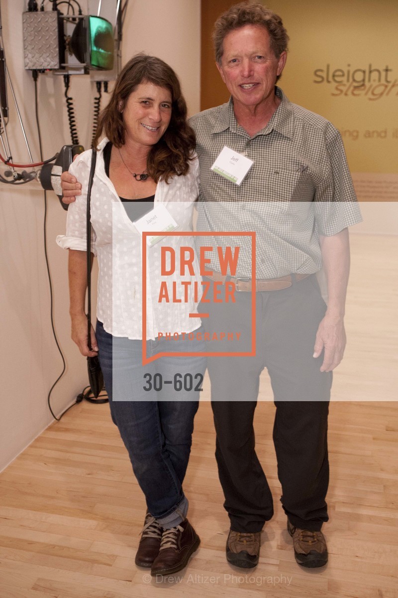 Janet Fine, Jeff Curtis, SAN JOSE MUSEUM OF ART Fall Reception Opening, US, October 9th, 2014, Photo #30-602 Janet Fine, Jeff Curtis, Photo #30-602