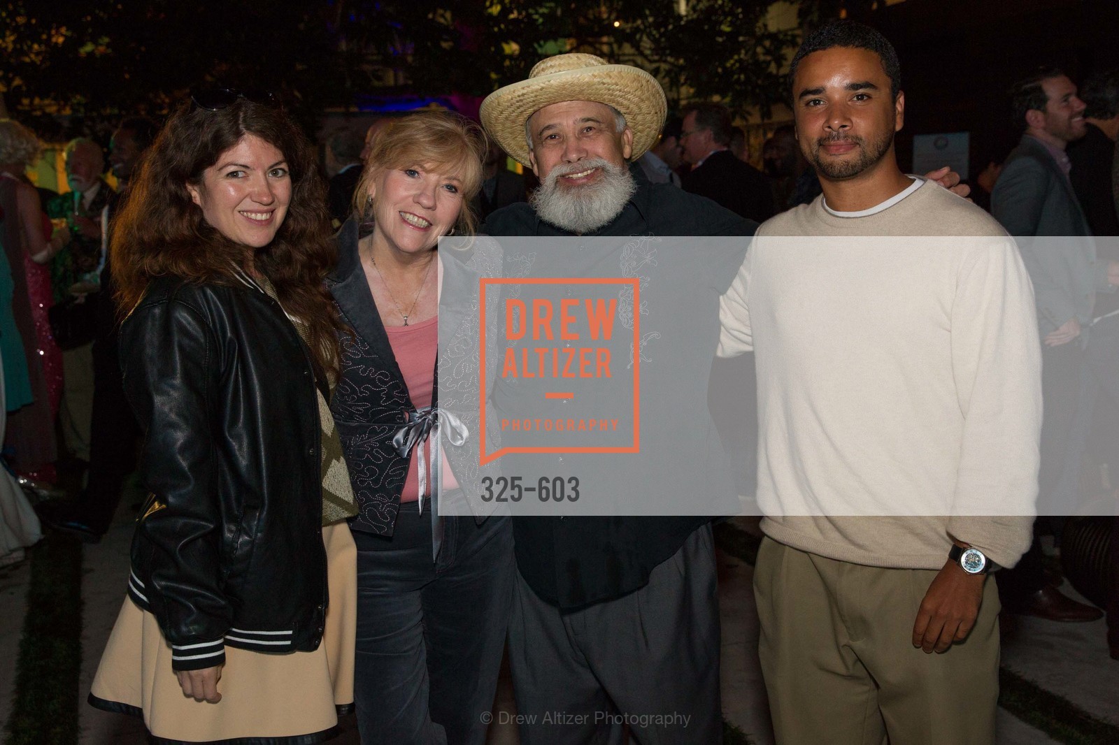 Sunny Angulo, Mary Vasquez, Dave Seiler, Yves-Langston Barthaud, Photo #325-603