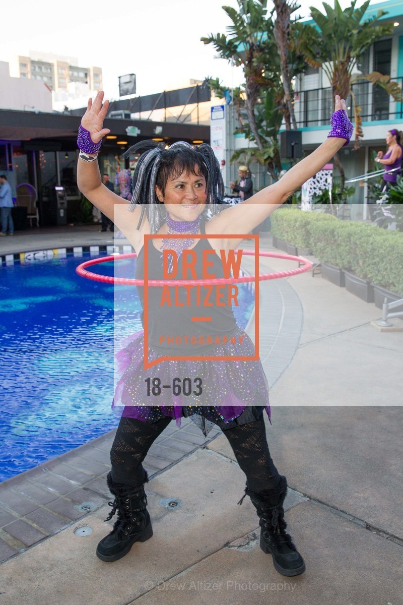Performer, Photo #18-603