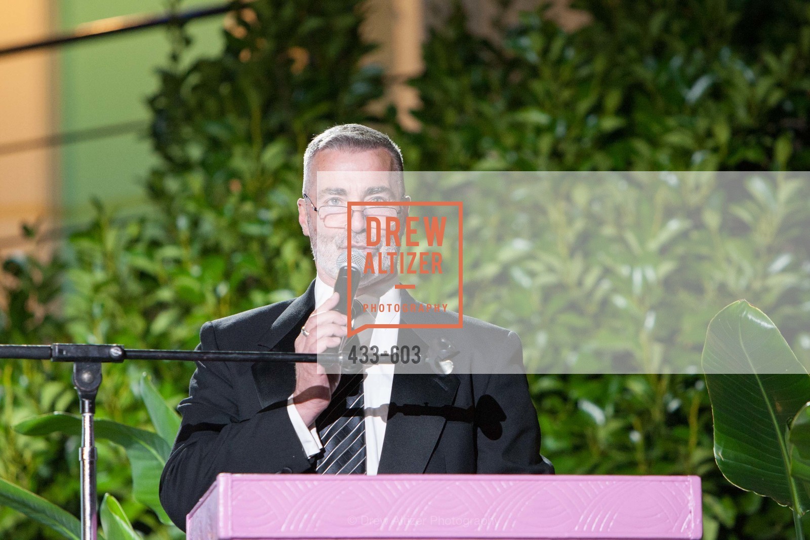 Lenny Broberg, 22nd Annual TNDC CELEBRITY POOL TOSS, US, October 9th, 2014,Drew Altizer, Drew Altizer Photography, full-service agency, private events, San Francisco photographer, photographer california