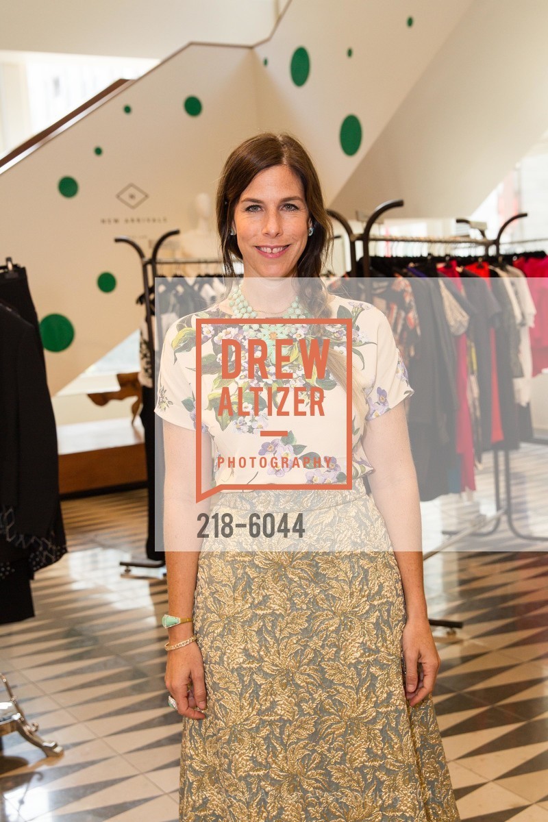 Irene Neuwirth, Barney's New York, Irene Neuwirth & TIPPING POINT Community Community, US, April 23rd, 2013, Photo #218-6044 Irene Neuwirth, Photo #218-6044