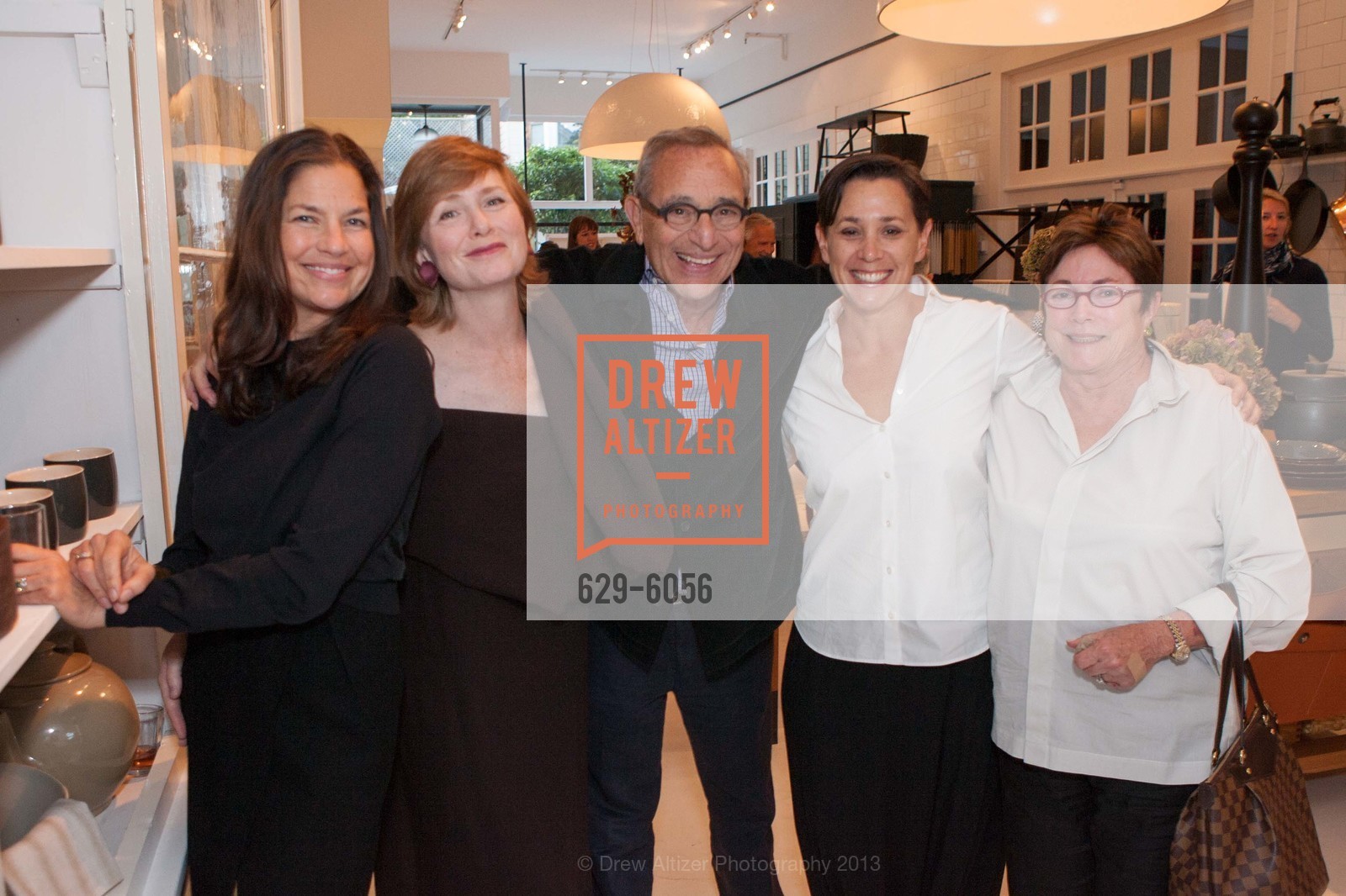 Karyn Lyons, Sam Hamilton, Steve Leavitt, Jan Chaiken, Maribelle Leavitt, Karyn Lyons Opening at MARCH PANTRY, US, September 19th, 2013, Photo #629-6056 Karyn Lyons, Sam Hamilton, Steve Leavitt, Jan Chaiken, Maribelle Leavitt, Photo #629-6056