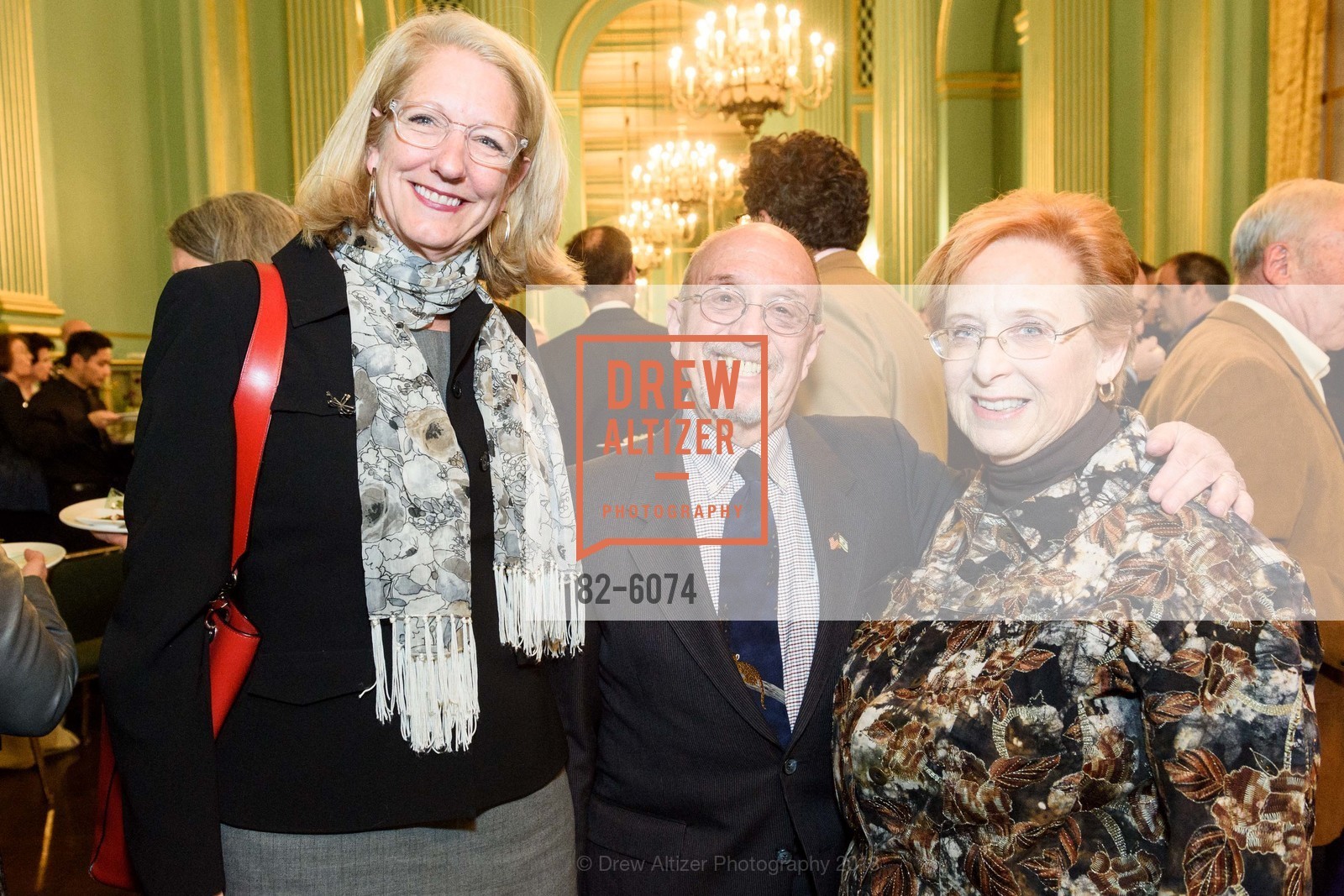 Kate Berenson, Eli Taub, Donna Taub, Photo #82-6074