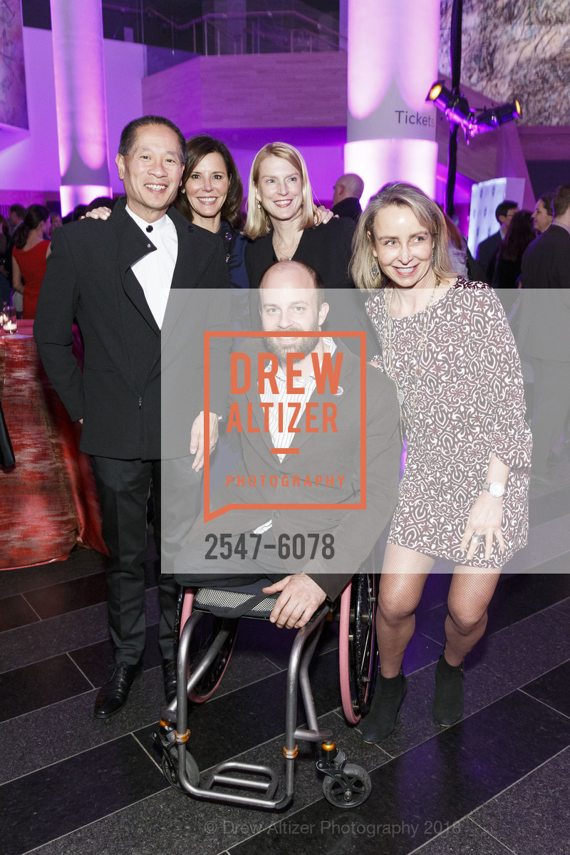 Rob Theis, Heidi Bretz, Lynda Moyer, Jennifer Sanders, Andre Kajlich, Challenged Athletes Foundation Inaugural Celebration of Heart Benefit 2018, SFMOMA. 151 Third Street, February 27th, 2018, Photo #2547-6078 Rob Theis, Heidi Bretz, Lynda Moyer, Jennifer Sanders, Andre Kajlich, Photo #2547-6078