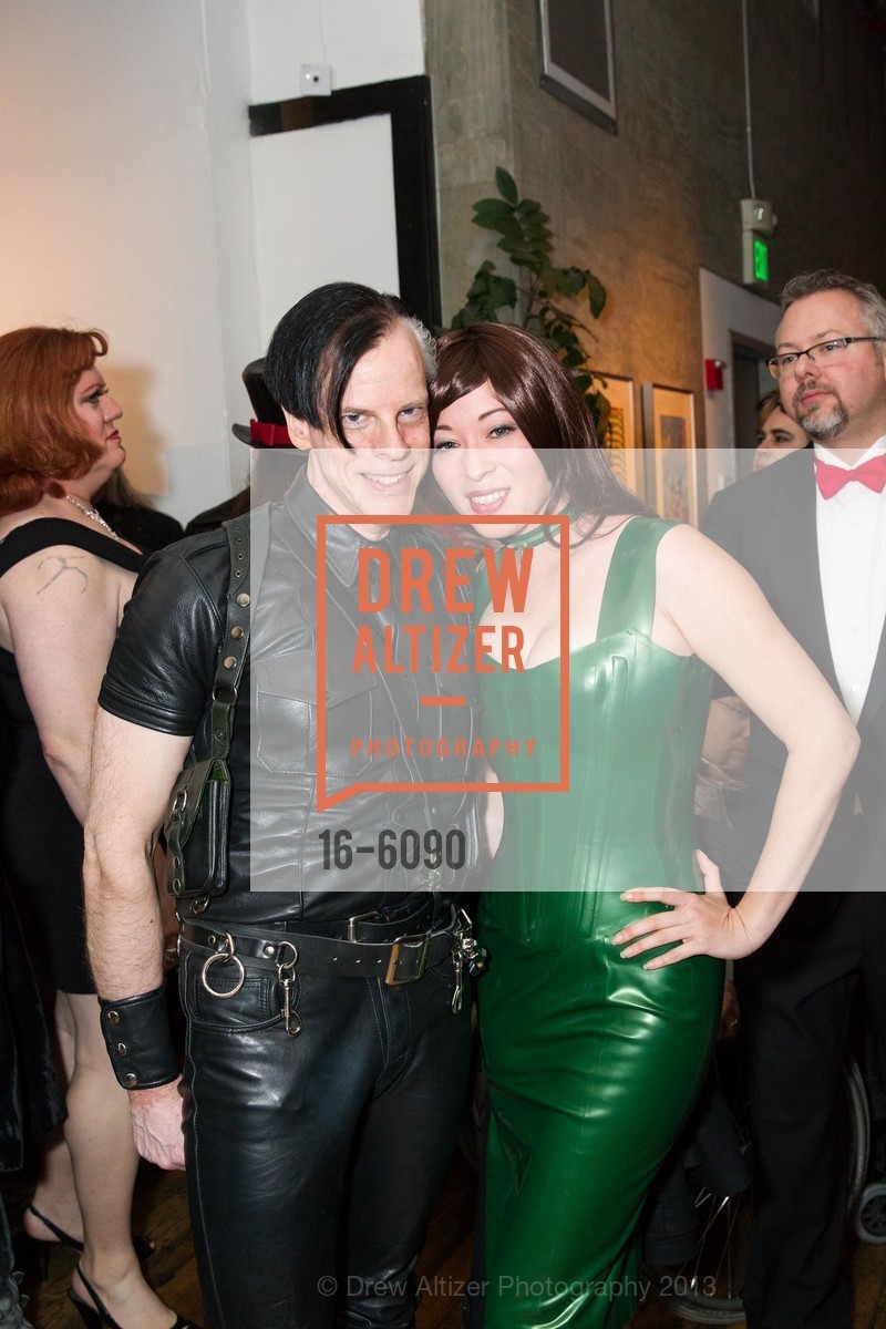 Dan von Hoyel, Kumi Mousten, Photo #16-6090