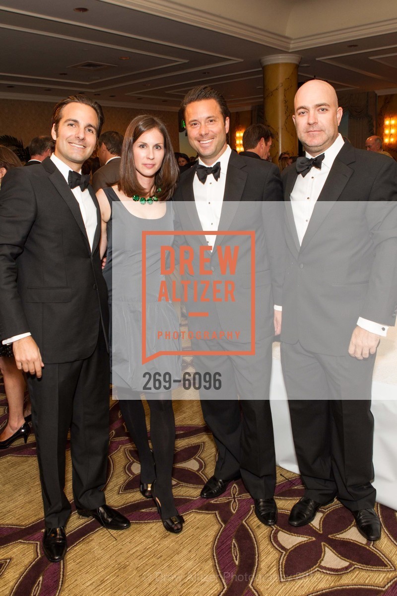 Derek Schueren, Yasmine Zdencaj, Noel Lewis, Jonathan Rumble, LOUIS VUITTON CUP Prize Giving Dinner, US, August 26th, 2013, Photo #269-6096 Derek Schueren, Yasmine Zdencaj, Noel Lewis, Jonathan Rumble, Photo #269-6096