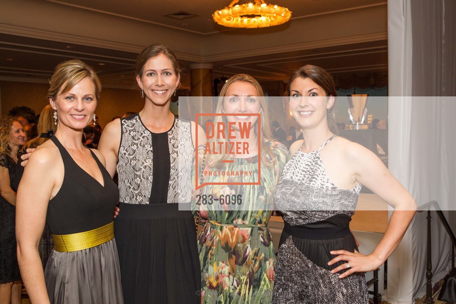 Leah Trafford, Vicky Selway-Swift, Rosie Spaulding, Rachael Smith, LOUIS VUITTON CUP Prize Giving Dinner, US, August 26th, 2013, Photo #283-6096 Leah Trafford, Vicky Selway-Swift, Rosie Spaulding, Rachael Smith, Photo #283-6096