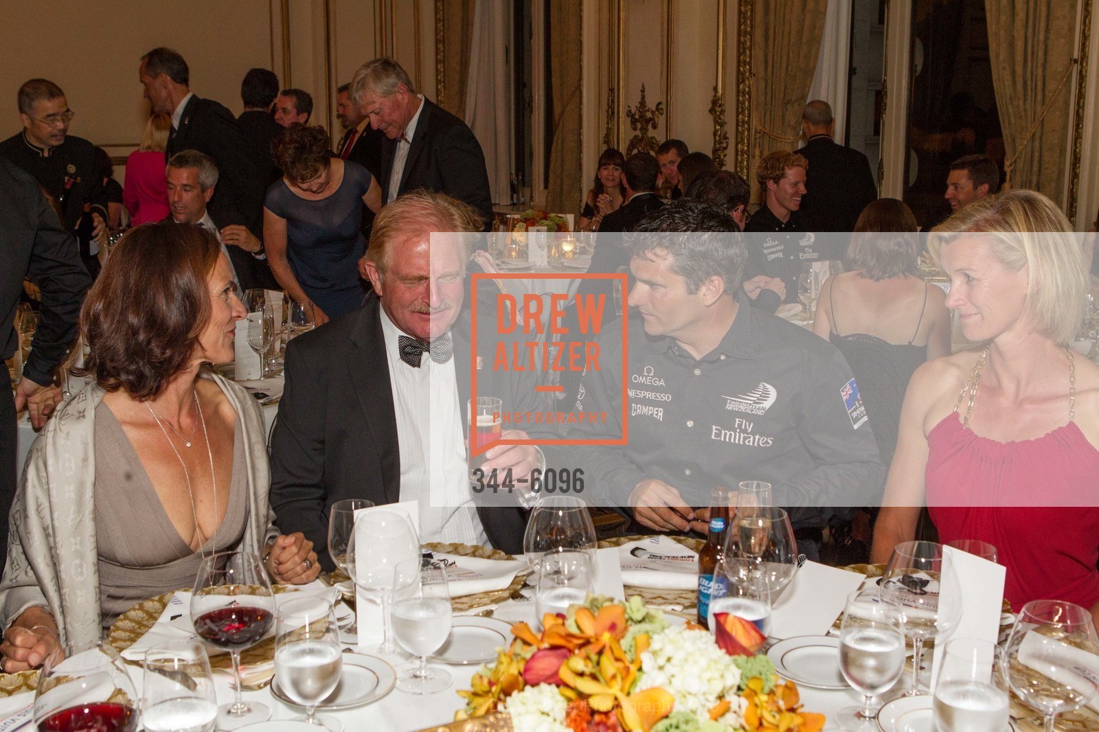 Birgit Green, Jeremy Lomas, Louise Lomas, LOUIS VUITTON CUP Prize Giving Dinner, US, August 26th, 2013, Photo #344-6096 Birgit Green, Jeremy Lomas, Louise Lomas, Photo #344-6096