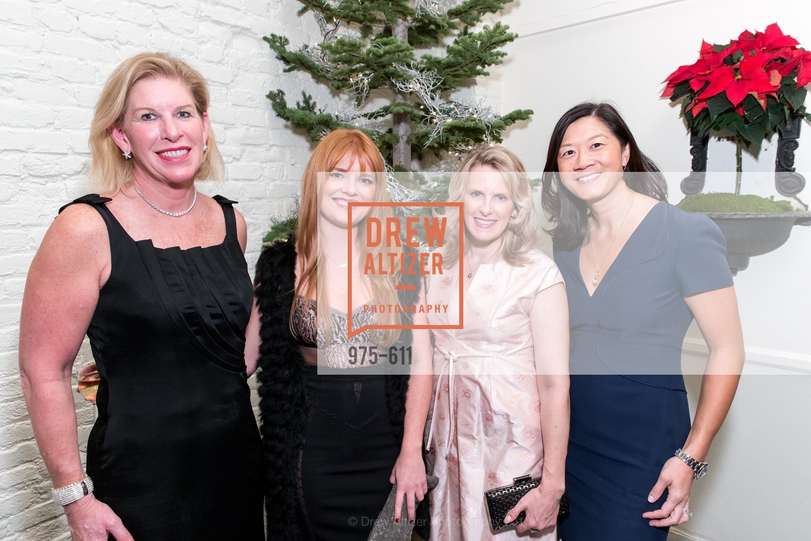 Jennifer Brandenburg, Lynn Yeager, Marie Hurabiell, Christine Leong Connors, Photo #975-611