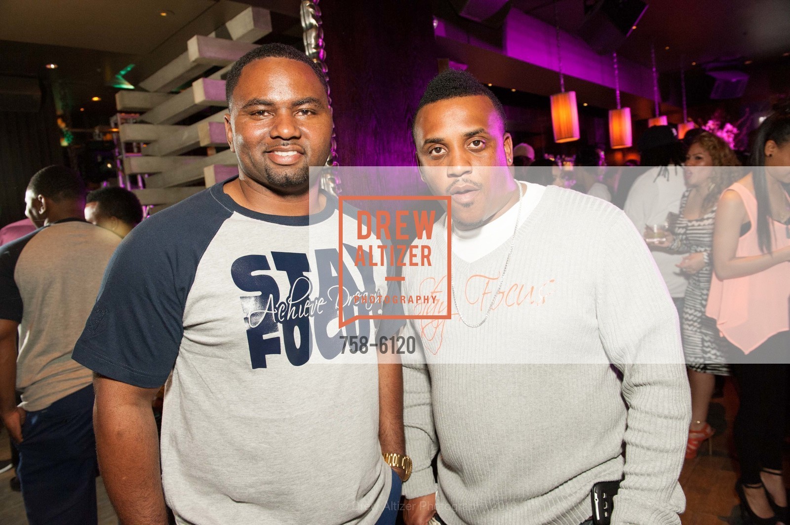 Kevin Parker, NFL Celebrity Bartending at Matrix Fillmore, US, March 4th, 2013, Photo #758-6120 Kevin Parker, Photo #758-6120