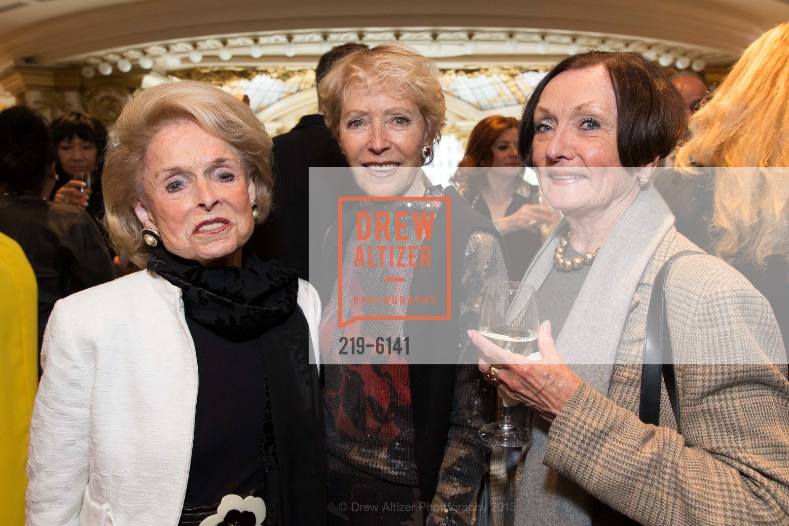 Harriet Quarre, Barbara Brookins-schneider, Mona Skager, NEIMAN MARCUS Hosts Gladys Perint Palmer's Book Signing, US, June 4th, 2013, Photo #219-6141 Harriet Quarre, Barbara Brookins-schneider, Mona Skager, Photo #219-6141