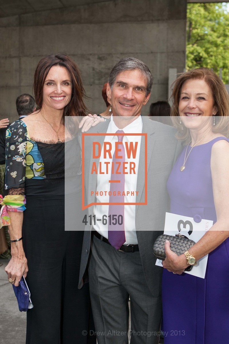 Carla Crane, Steve Wyler, Elizabeth Wyler, UC Berkeley Art Museum and Pacific Film Archive Gala 2013, US, May 7th, 2013, Photo #411-6150 Carla Crane, Steve Wyler, Elizabeth Wyler, Photo #411-6150