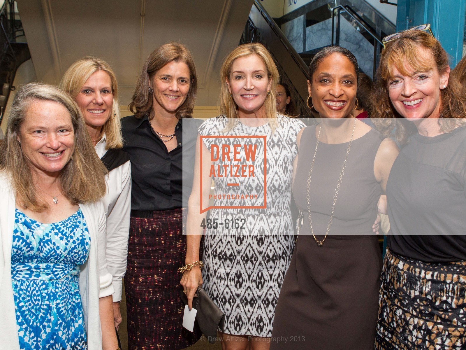 Karen Niehaus, Jill Stinn, Eleonor Bigelow, Maggie Mack, Angela Taylor, Ruth Ann Seward, 11th Annual MATTERS OF THE MIND Luncheon: A Conversation with Jeffrey Toobin, US, October 17th, 2013, Photo #485-6162 Karen Niehaus, Jill Stinn, Eleonor Bigelow, Maggie Mack, Angela Taylor, Ruth Ann Seward, Photo #485-6162