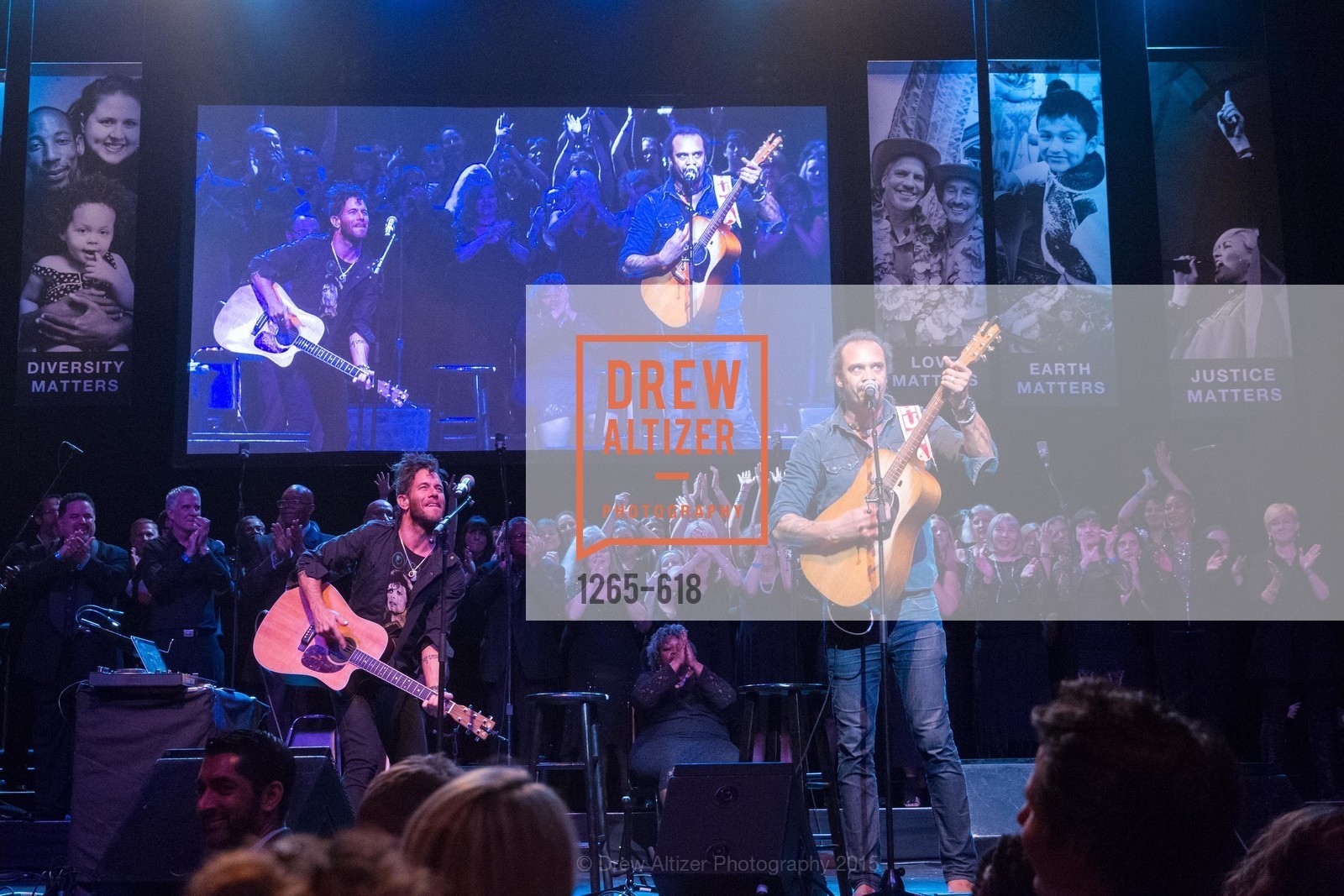 Performance By Michael Franti, GLIDE’s Annual Holiday Jam: Love Matters, The Warfield Theatre. 982 Market, December 3rd, 2015,Drew Altizer, Drew Altizer Photography, full-service agency, private events, San Francisco photographer, photographer california
