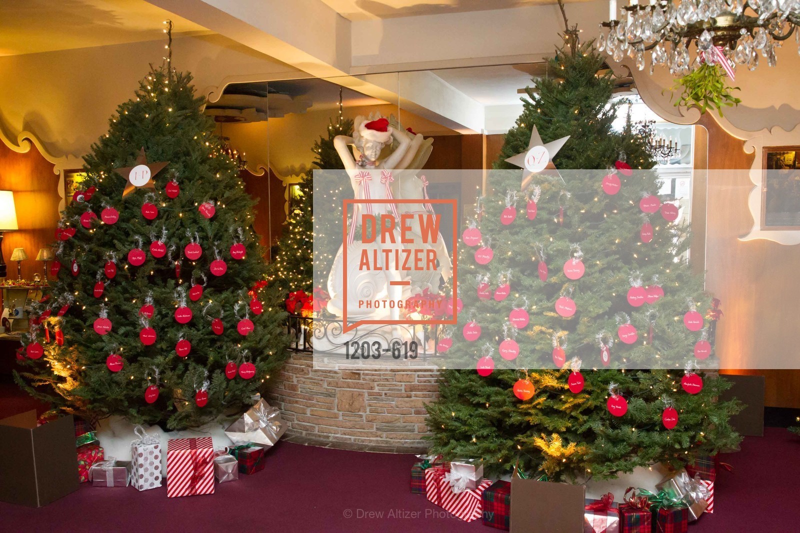 Atmosphere, Shansby/Matarasso Holiday Lunch, Bimbo's 365 Club. 1025 Columbus Ave, December 4th, 2015,Drew Altizer, Drew Altizer Photography, full-service event agency, private events, San Francisco photographer, photographer California