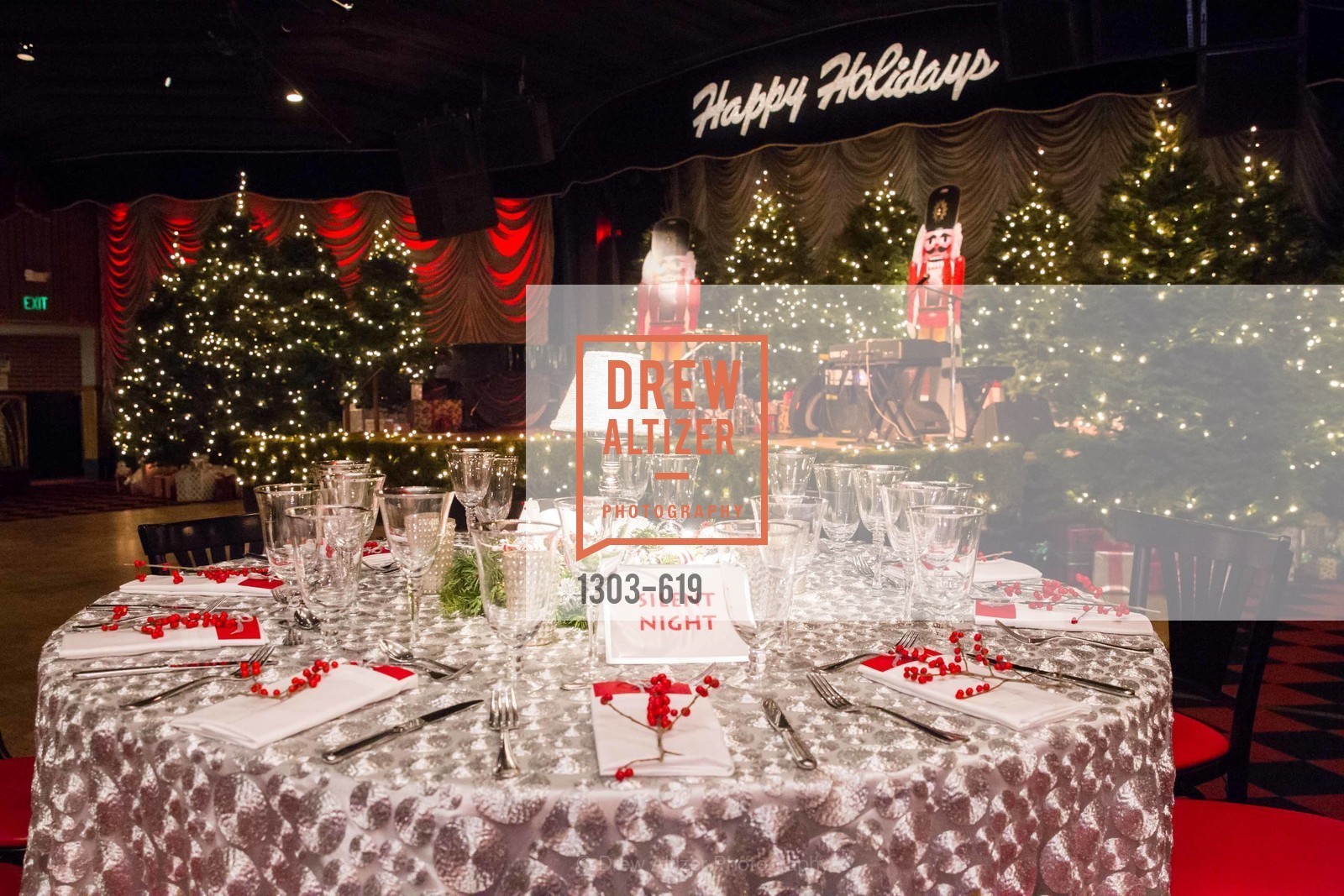 Atmosphere, Shansby/Matarasso Holiday Lunch, Bimbo's 365 Club. 1025 Columbus Ave, December 4th, 2015,Drew Altizer, Drew Altizer Photography, full-service event agency, private events, San Francisco photographer, photographer California