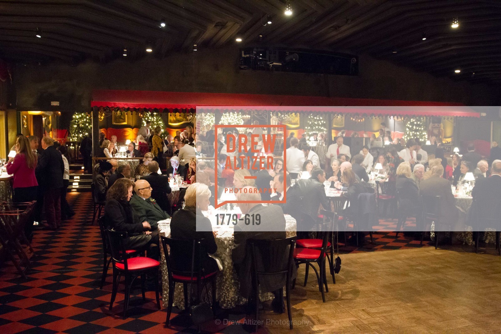 Atmosphere, Shansby/Matarasso Holiday Lunch, Bimbo's 365 Club. 1025 Columbus Ave, December 4th, 2015,Drew Altizer, Drew Altizer Photography, full-service agency, private events, San Francisco photographer, photographer california