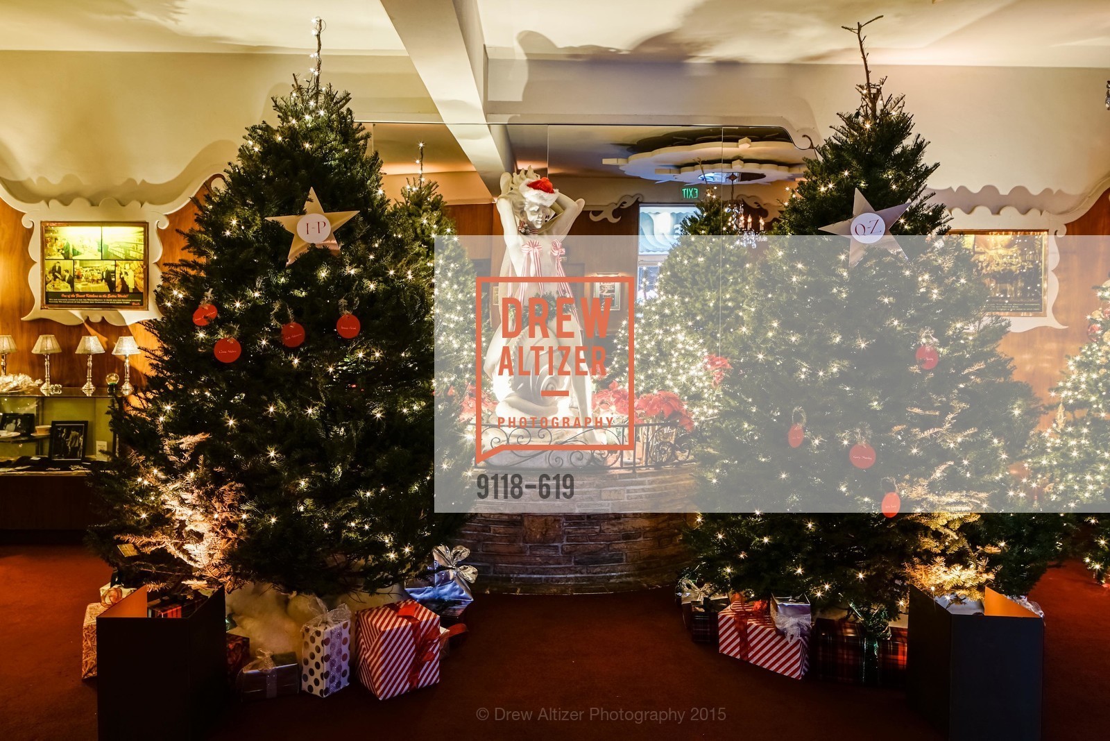 Atmosphere, Shansby/Matarasso Holiday Lunch, Bimbo's 365 Club. 1025 Columbus Ave, December 4th, 2015,Drew Altizer, Drew Altizer Photography, full-service agency, private events, San Francisco photographer, photographer california