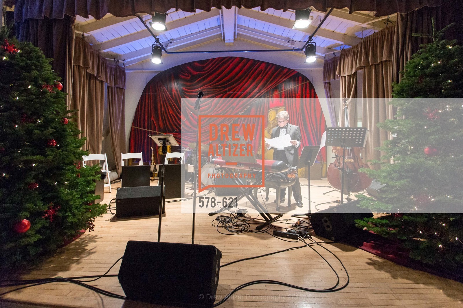 Atmosphere, Children of Shelters' Jingle and Mingle, Golden Gate Club. 135 Fisher Loop, December 3rd, 2015,Drew Altizer, Drew Altizer Photography, full-service agency, private events, San Francisco photographer, photographer california