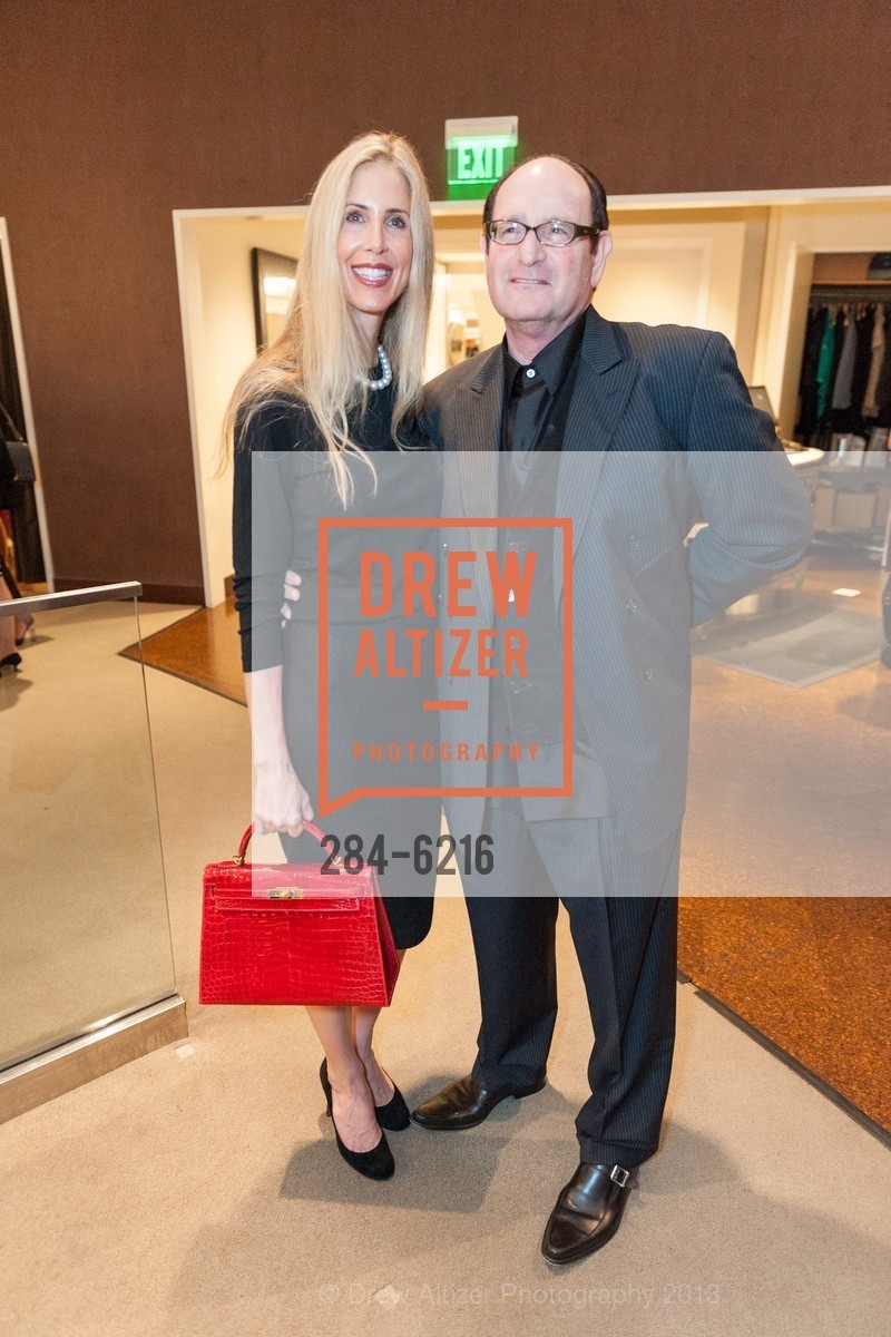 Alexandra Morgan, Sandy Rudnick, NEIMAN MARCUS, VAN CLEEF & ARPELS Cocktail Party, US, November 7th, 2013, Photo #284-6216 Alexandra Morgan, Sandy Rudnick, Photo #284-6216
