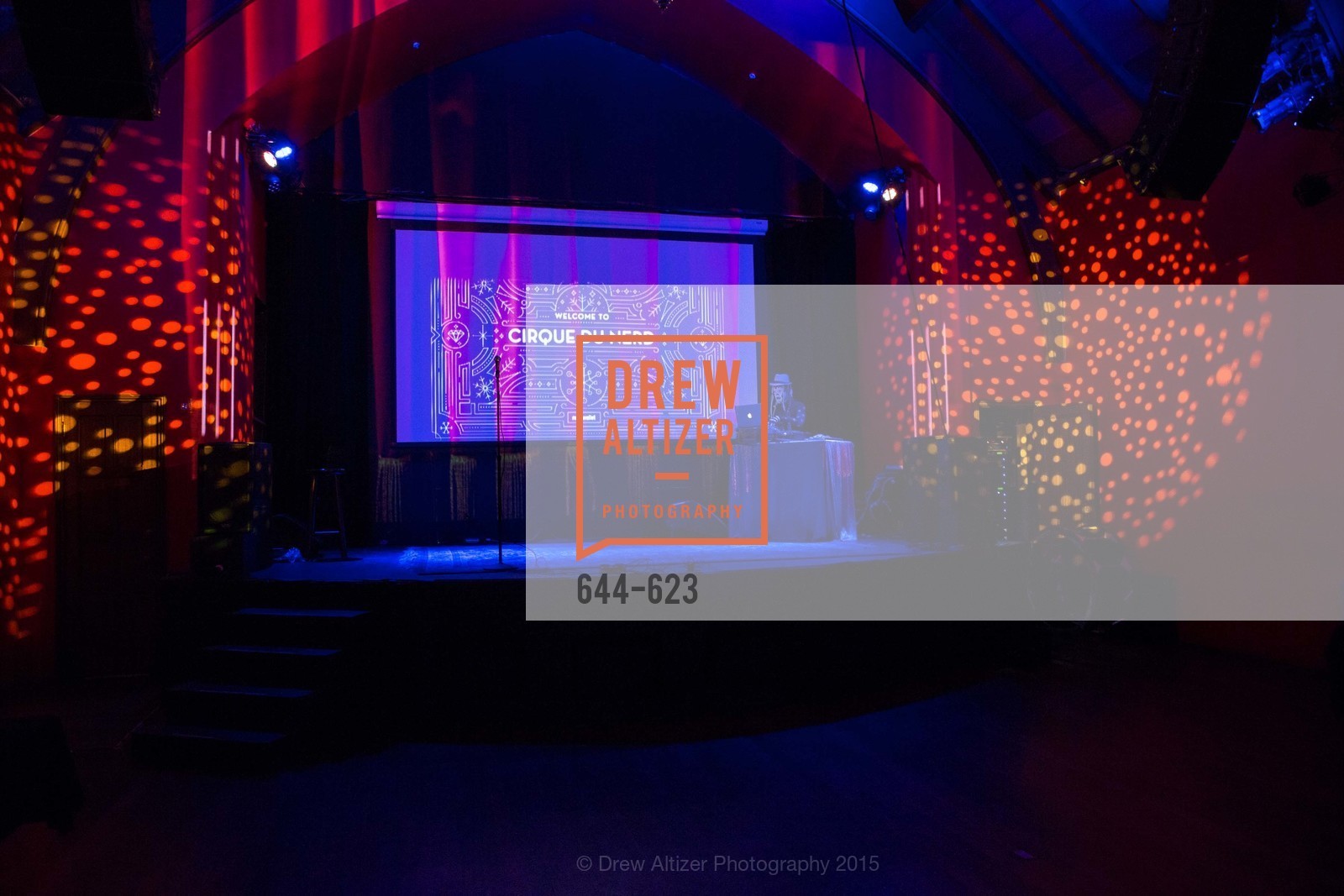 Atmosphere, NerdWallet's Cirque Du Nerd, December 4th, 2015, Photo