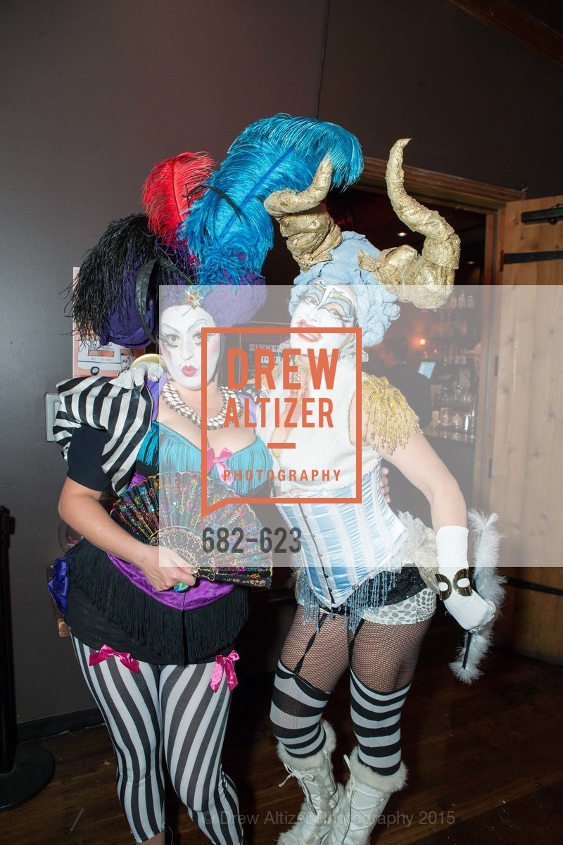 Top Picks, NerdWallet's Cirque Du Nerd, December 4th, 2015, Photo,Drew Altizer, Drew Altizer Photography, full-service agency, private events, San Francisco photographer, photographer california