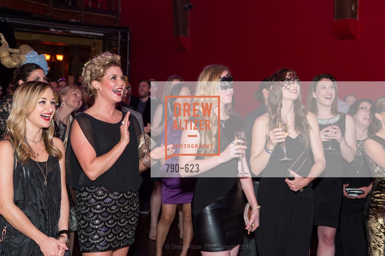 Atmosphere, NerdWallet's Cirque Du Nerd, December 4th, 2015, Photo,Drew Altizer, Drew Altizer Photography, full-service agency, private events, San Francisco photographer, photographer california