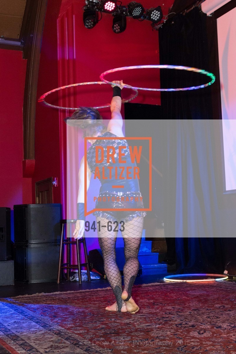 Performance, NerdWallet's Cirque Du Nerd, December 4th, 2015, Photo,Drew Altizer, Drew Altizer Photography, full-service agency, private events, San Francisco photographer, photographer california