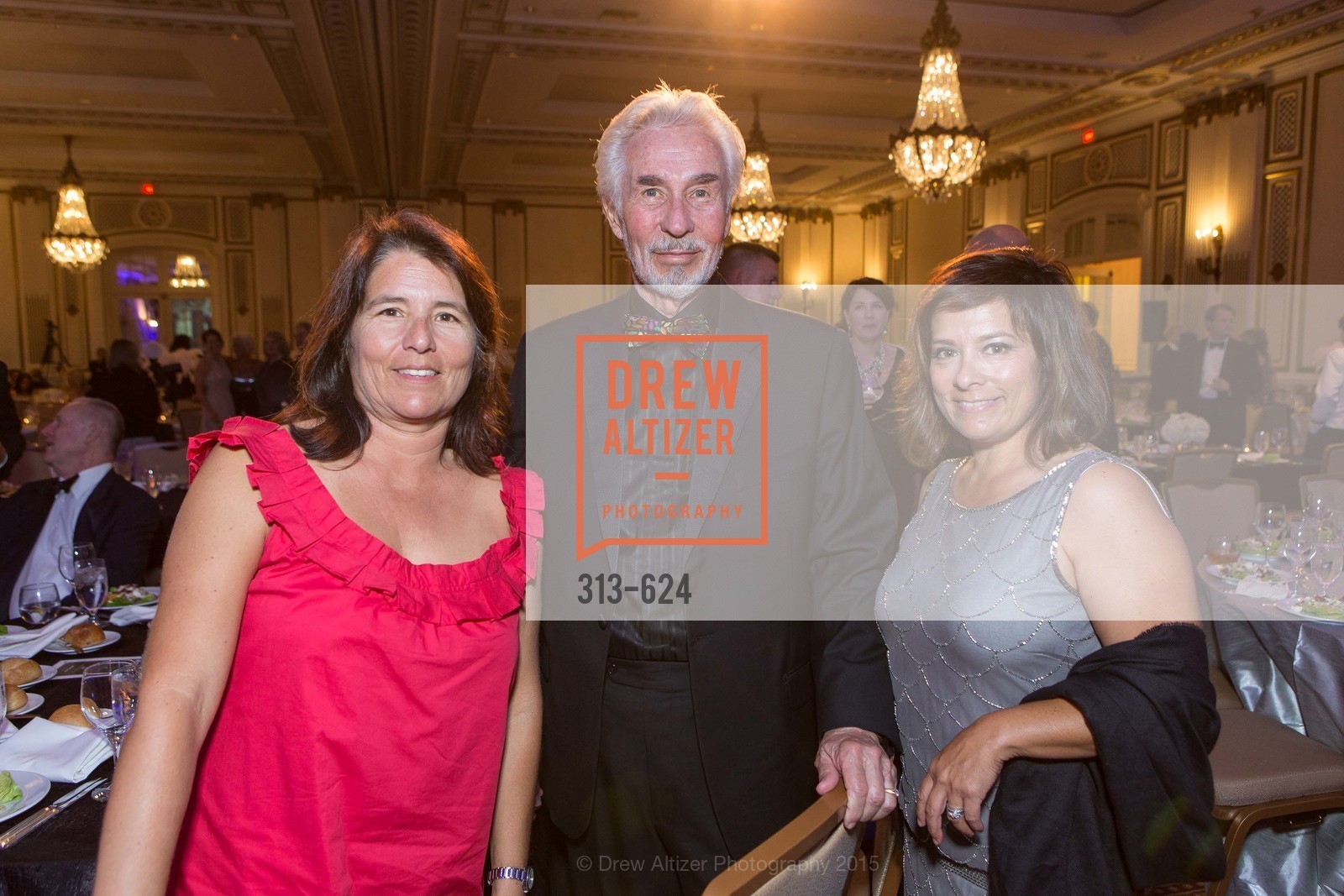 Aggie Favaloro, Clyde Jeschke, Stephanie Favaloro-Elliot, Photo #313-624