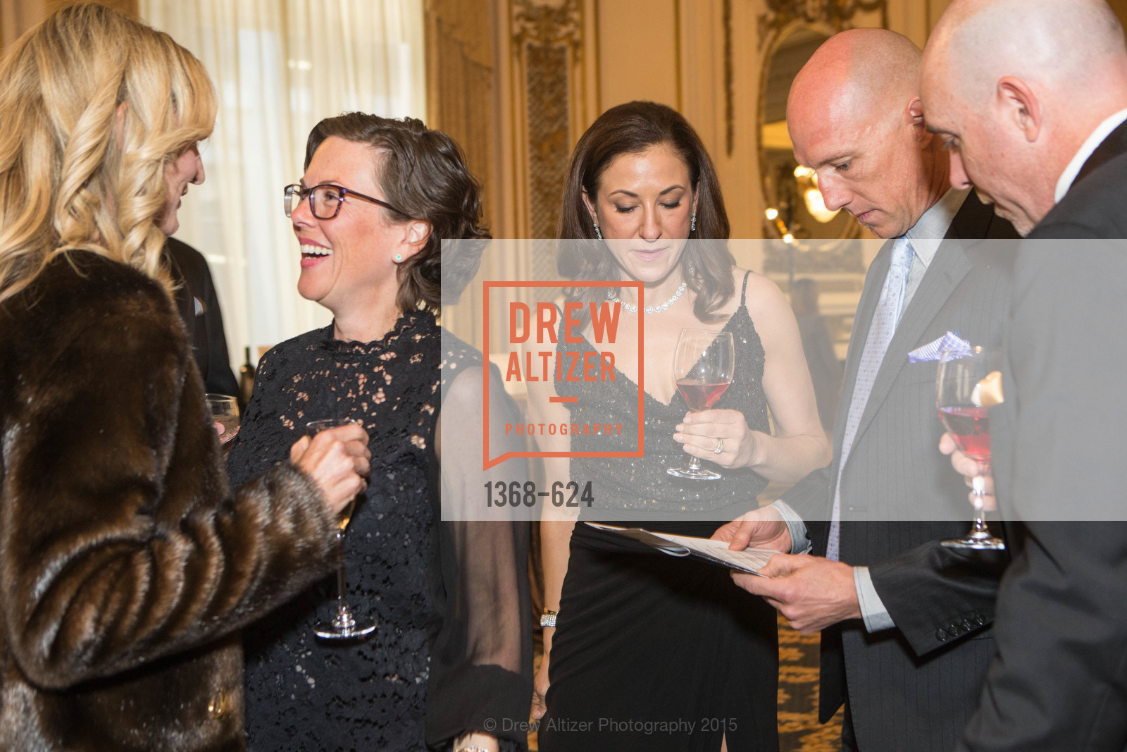 Leslie Harris, Victoria Dade, 2015 Raphael House Gala