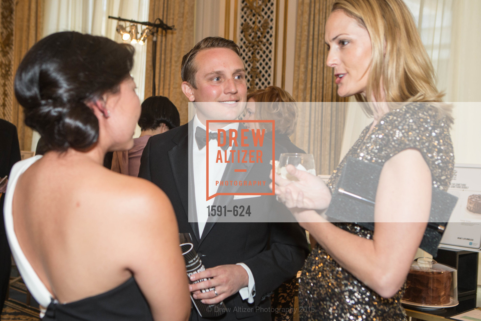 Bruce Frey, Carolyn Frey, 2015 Raphael House Gala "A Grand Special Night of Magic", The Palace Hotel. 2 New Montgomery Street, April 18th, 2015, Photo #1591-624 Bruce Frey, Carolyn Frey, Photo #1591-624