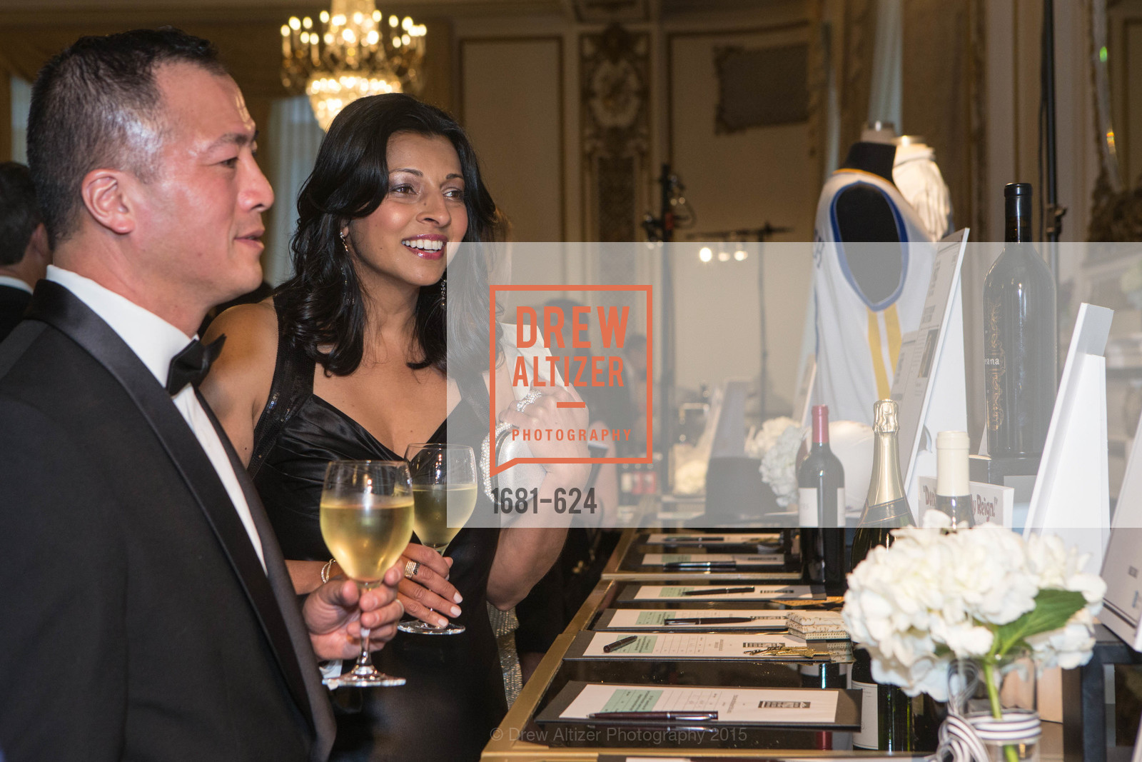 Scott Fong, Farah Anwar, 2015 Raphael House Gala "A Grand Special Night of Magic", The Palace Hotel. 2 New Montgomery Street, April 18th, 2015, Photo #1681-624 Scott Fong, Farah Anwar, Photo #1681-624