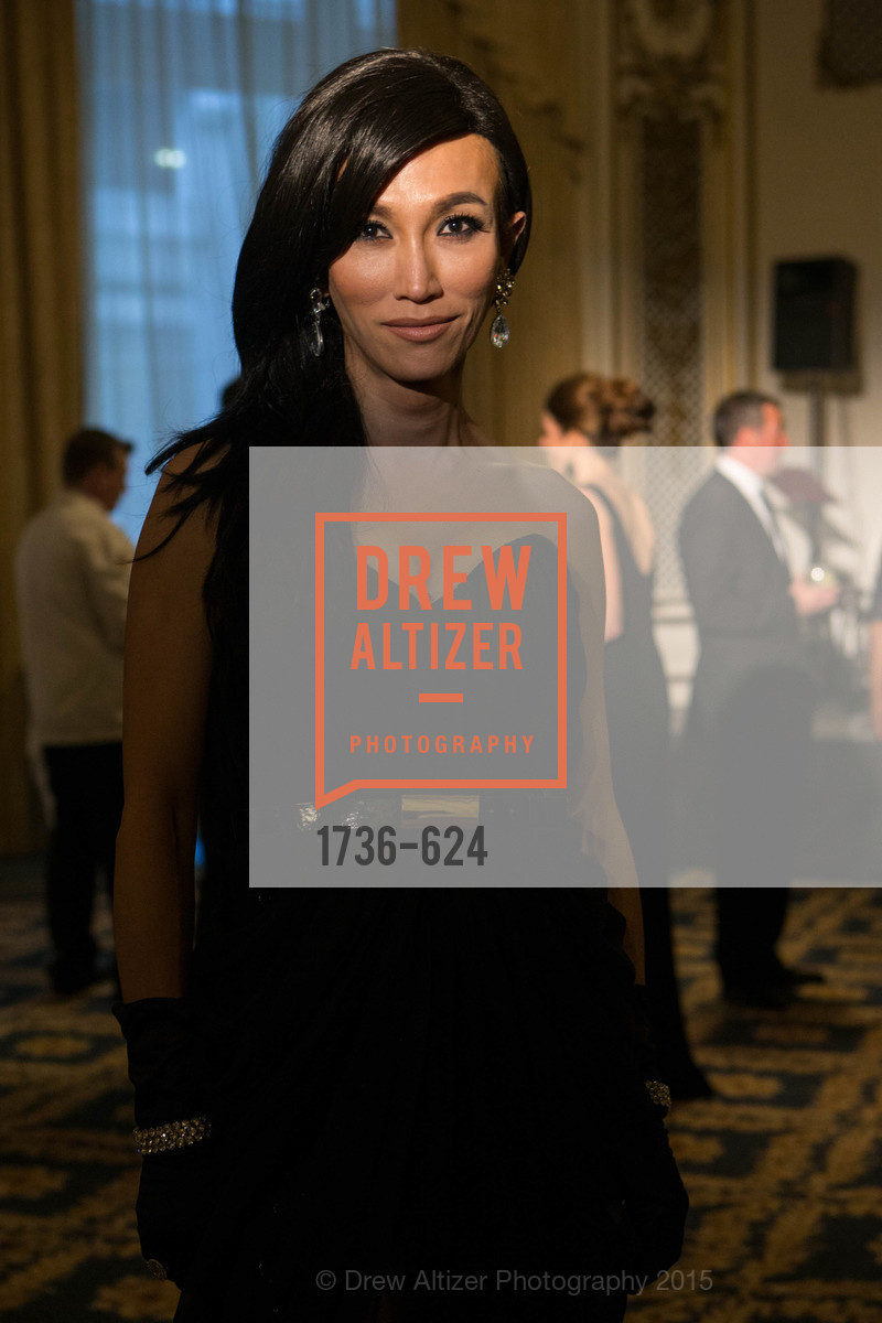 Vivien Rattana Sun, 2015 Raphael House Gala