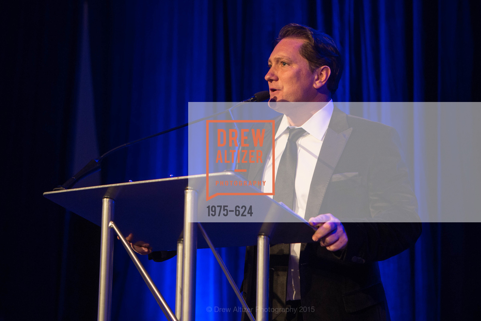 Liam Mayclem, 2015 Raphael House Gala