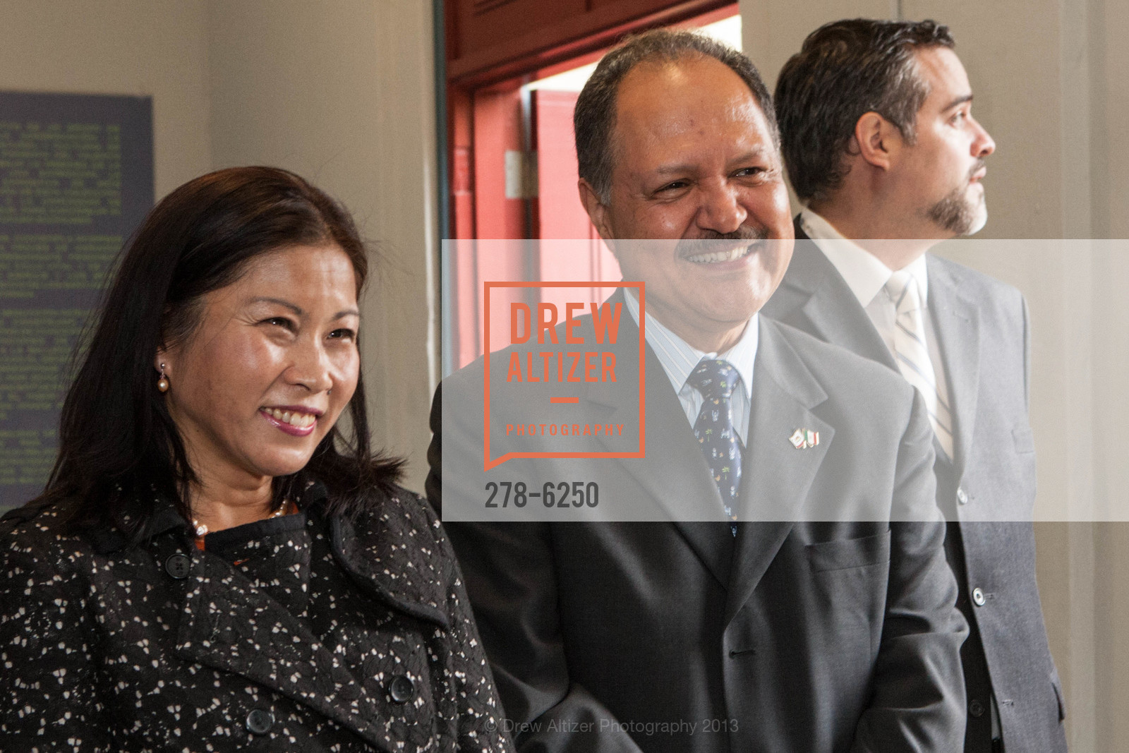 Eun Hai Kim, Carlos Felix Corona, TRAVESIA: Journey of the Gray Whale Opening Party, US, June 7th, 2013, Photo #278-6250 Eun Hai Kim, Carlos Felix Corona, Photo #278-6250