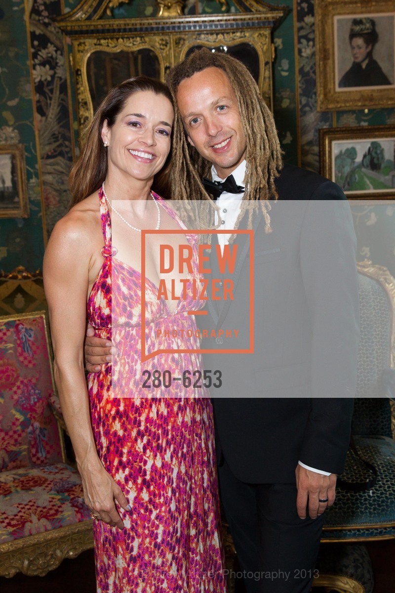 Kerah Cottrell, Heath Hunter, GLADSTONE INSTITUTE Reception, Art Tour & Dinner, US, September 25th, 2013, Photo #280-6253 Kerah Cottrell, Heath Hunter, Photo #280-6253
