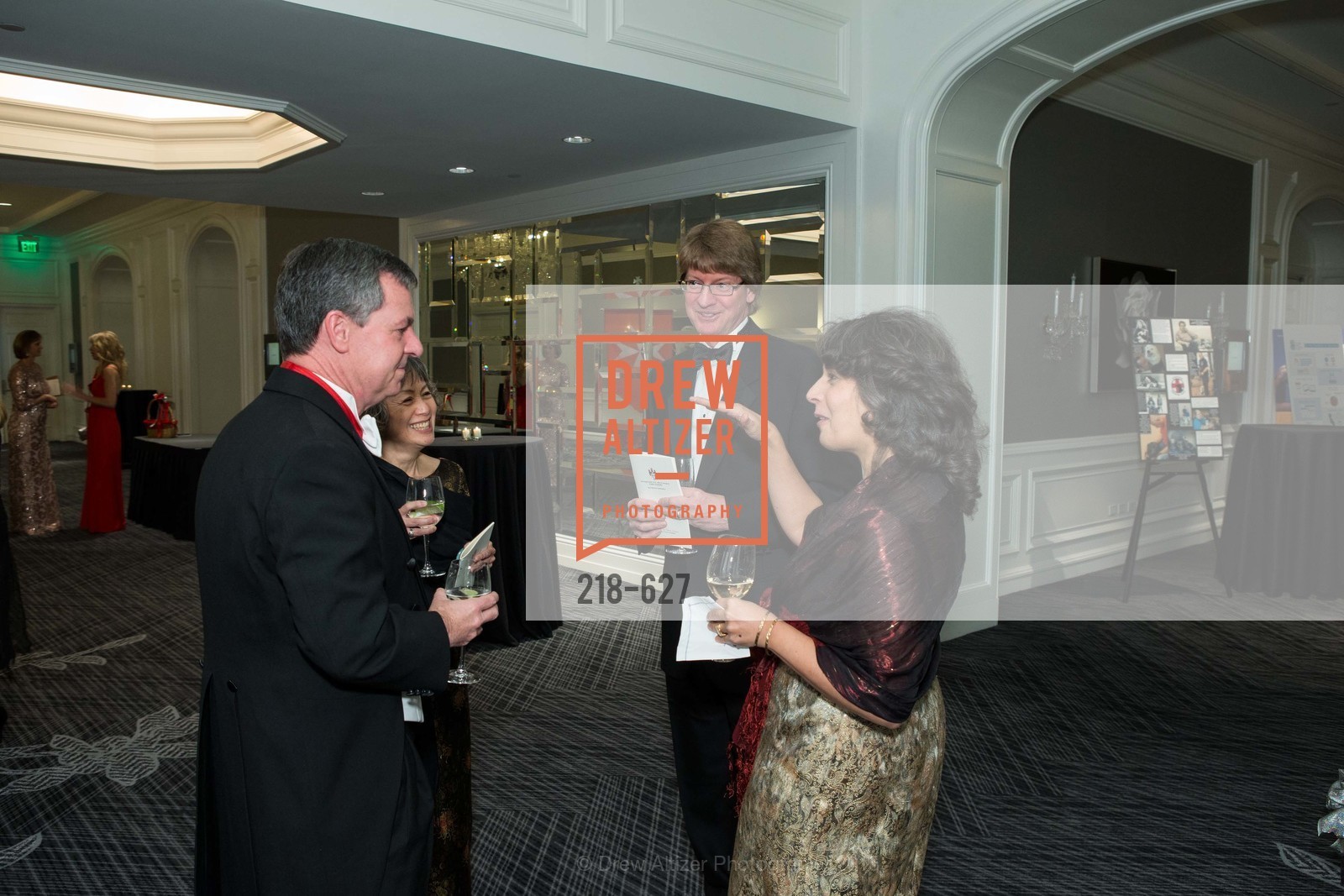 Christopher Greene, Susan Quon, Michael Woodall, Nancy Woodall, Sovereign Order Of St John of Jerusalem Knights Hospitaller Gala, Ritz Carlton San Francisco, December 5th, 2015, Photo #218-627 Christopher Greene, Susan Quon, Michael Woodall, Nancy Woodall, Photo #218-627
