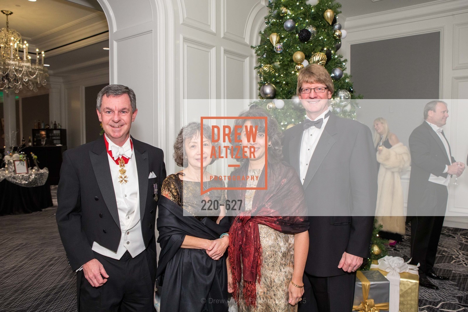 Christopher Greene, Susan Quon, Nancy Woodall, Michael Woodall, Sovereign Order Of St John of Jerusalem Knights Hospitaller Gala, Ritz Carlton San Francisco, December 5th, 2015, Photo #220-627 Christopher Greene, Susan Quon, Nancy Woodall, Michael Woodall, Photo #220-627