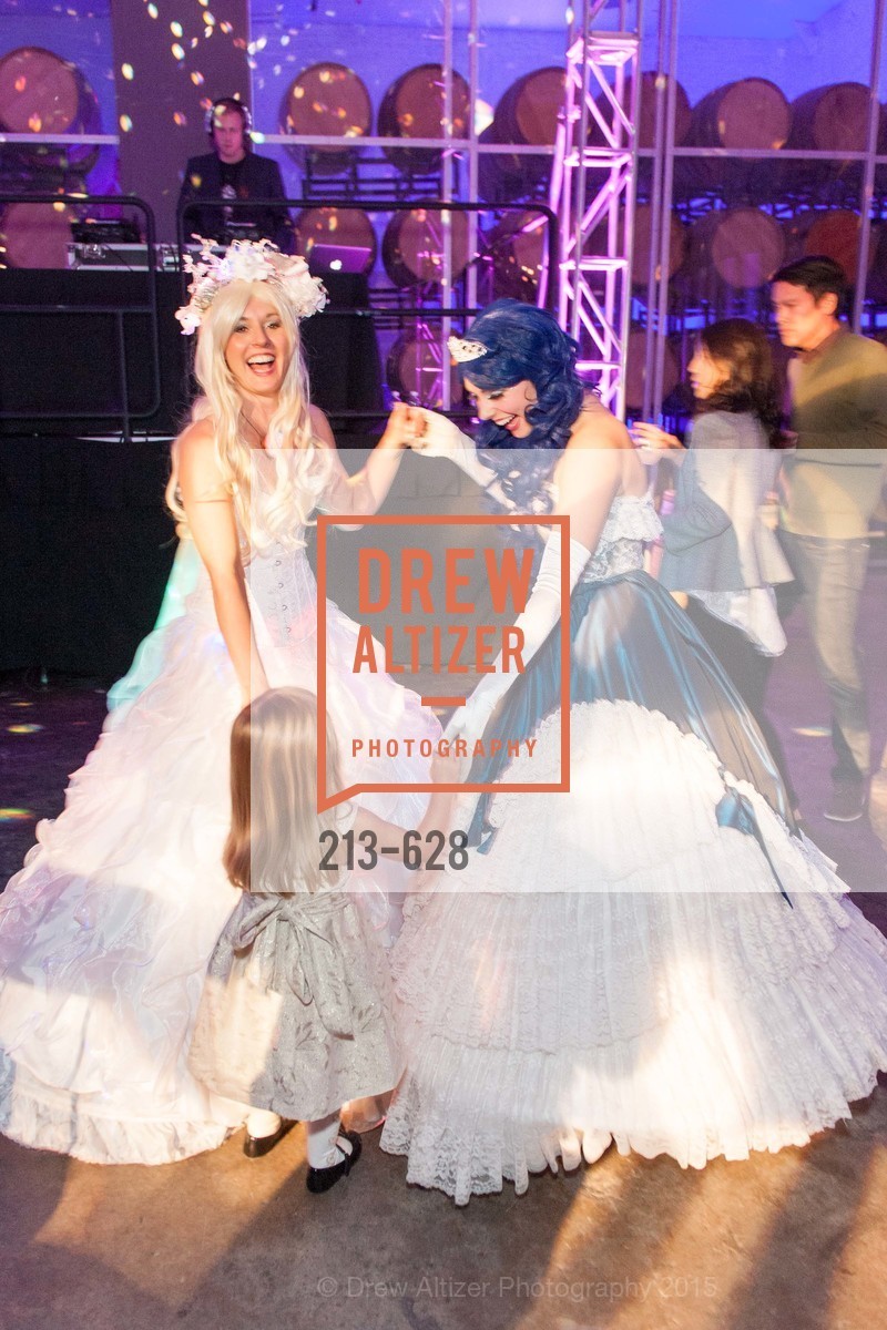 Atmosphere, Gregg Lynn & Glenn Risso's Holiday Party, Blunome Winery, December 5th, 2015,Drew Altizer, Drew Altizer Photography, full-service agency, private events, San Francisco photographer, photographer california