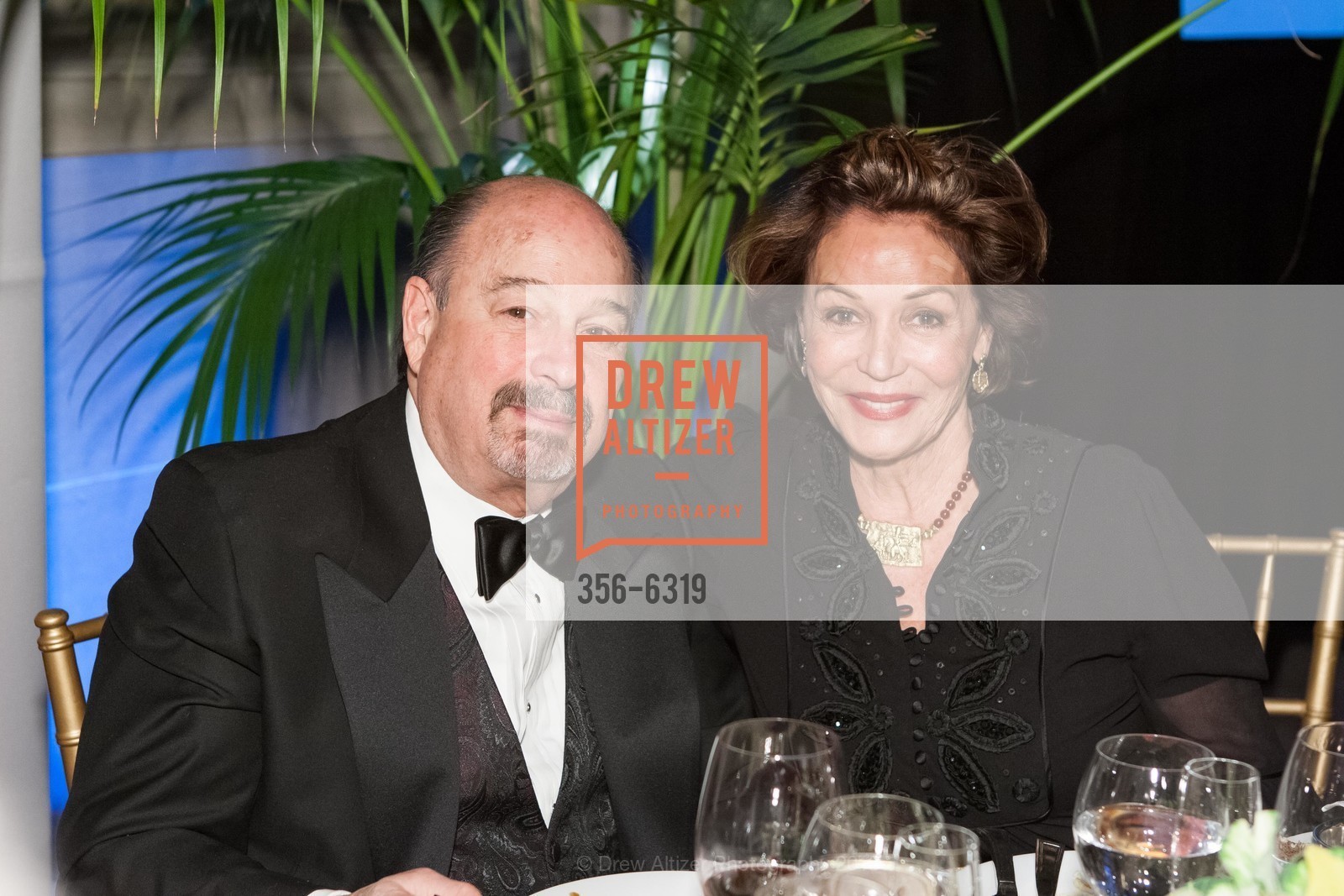 Ron Laurie, Mina Laurie, USF School of Law Centennial Gala, US, February 7th, 2013, Photo #356-6319 Ron Laurie, Mina Laurie, Photo #356-6319