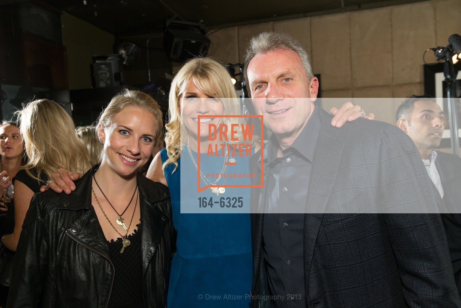 Elizabeth Montana with Jennifer Montana and Joe Montana