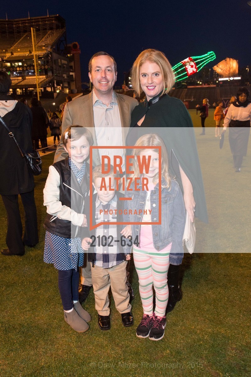 Will Bartlett, Ella Bartlett, Willie Bartlett, Tatum Bartlett, Jamie Bartlett, Holiday Heroes 2015, AT&T Park, December 7th, 2015,Drew Altizer, Drew Altizer Photography, full-service agency, private events, San Francisco photographer, photographer california