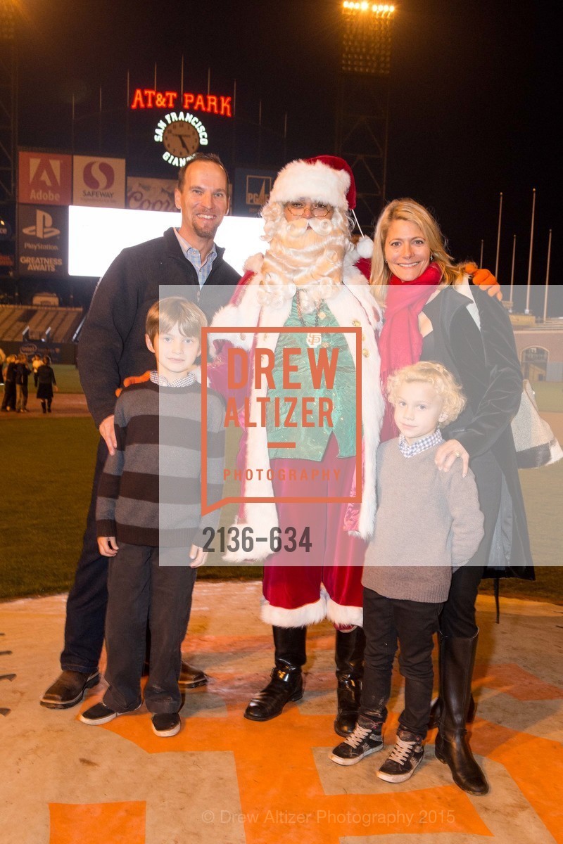Chris Tasker, Cash Tasker, Tili Tasker, Treak Tasker, Holiday Heroes 2015, AT&T Park, December 7th, 2015,Drew Altizer, Drew Altizer Photography, full-service agency, private events, San Francisco photographer, photographer california