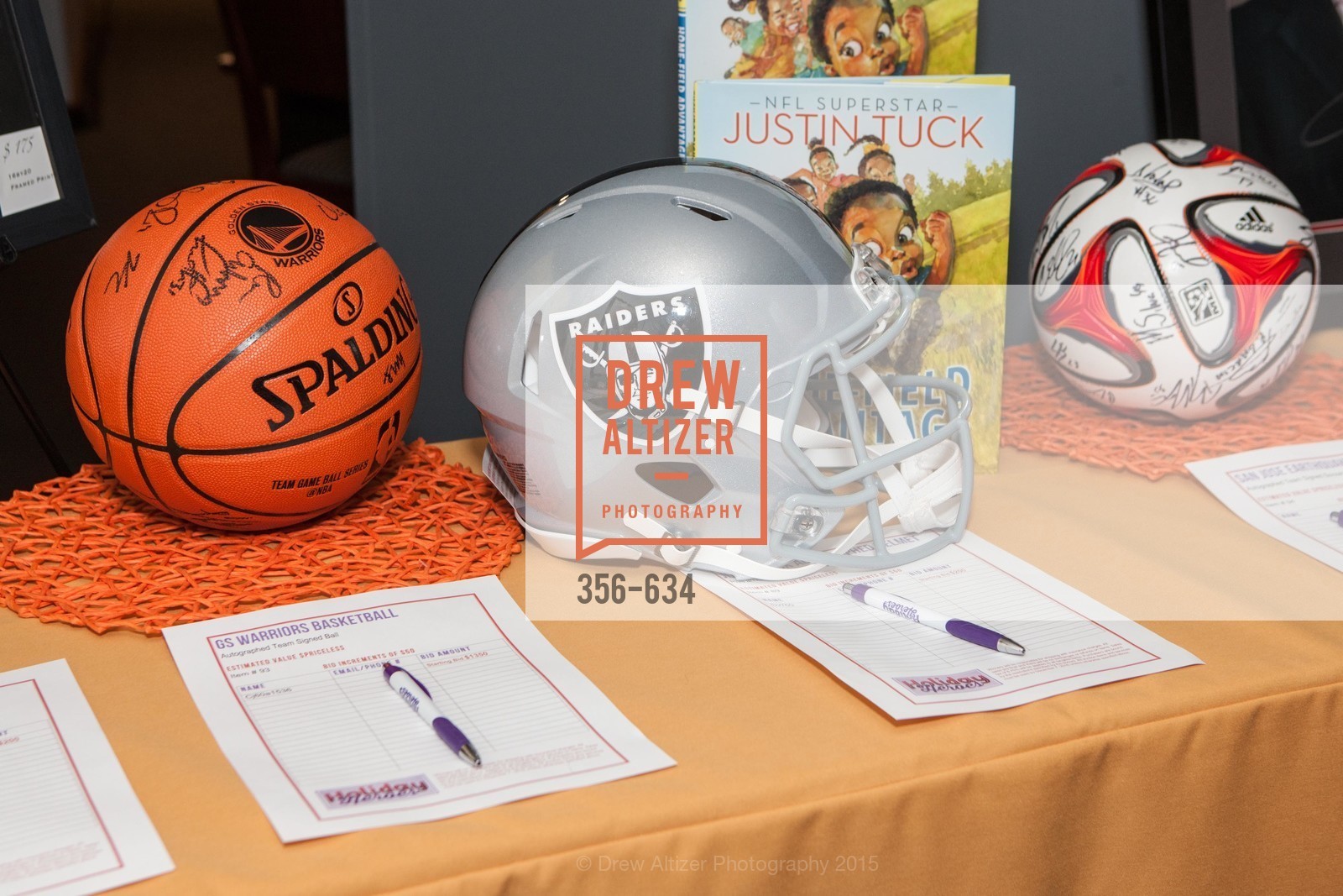 Atmosphere, Holiday Heroes 2015, AT&T Park, December 7th, 2015,Drew Altizer, Drew Altizer Photography, full-service agency, private events, San Francisco photographer, photographer california