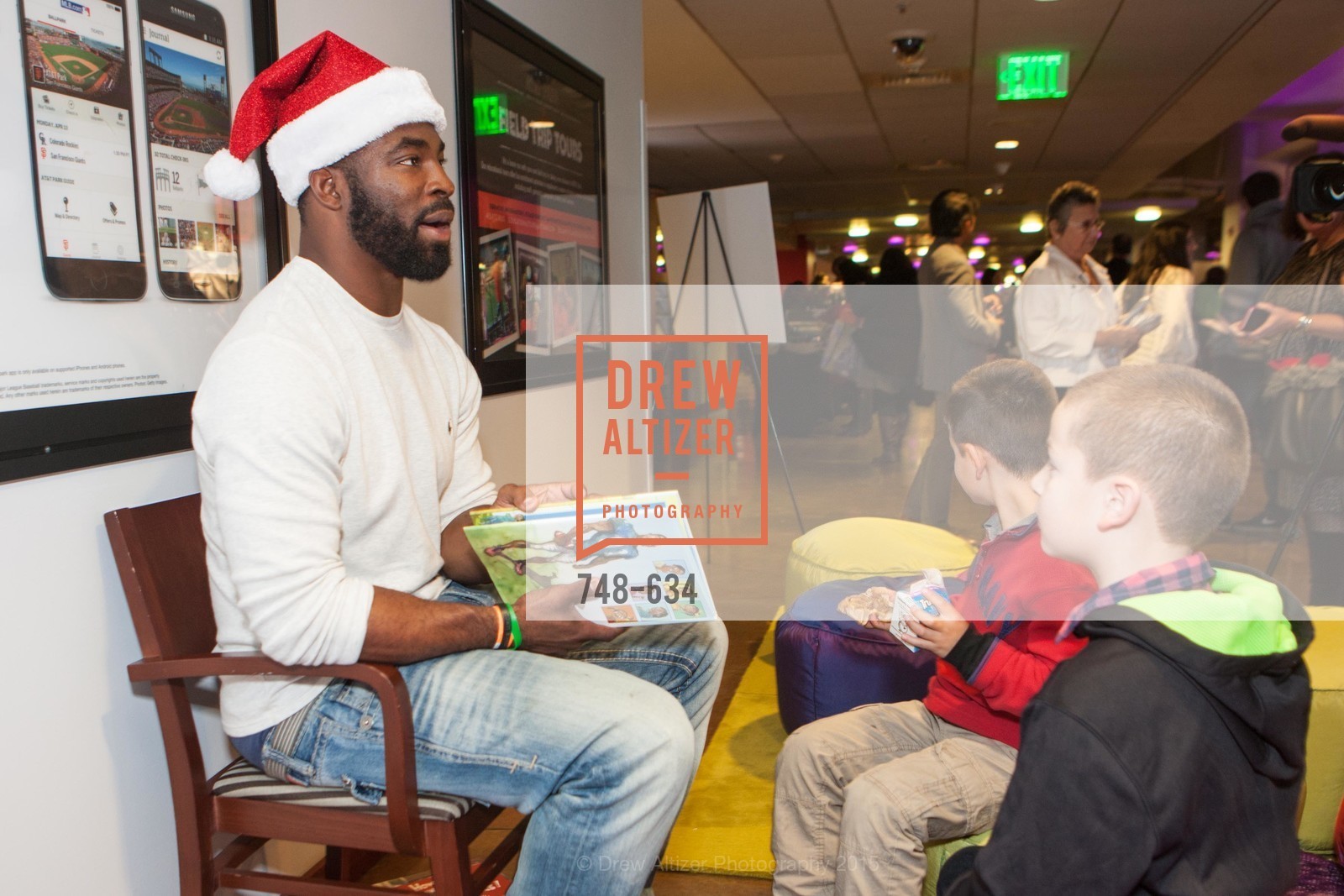 Justin Tuck, Holiday Heroes 2015, AT&T Park, December 7th, 2015,Drew Altizer, Drew Altizer Photography, full-service agency, private events, San Francisco photographer, photographer california