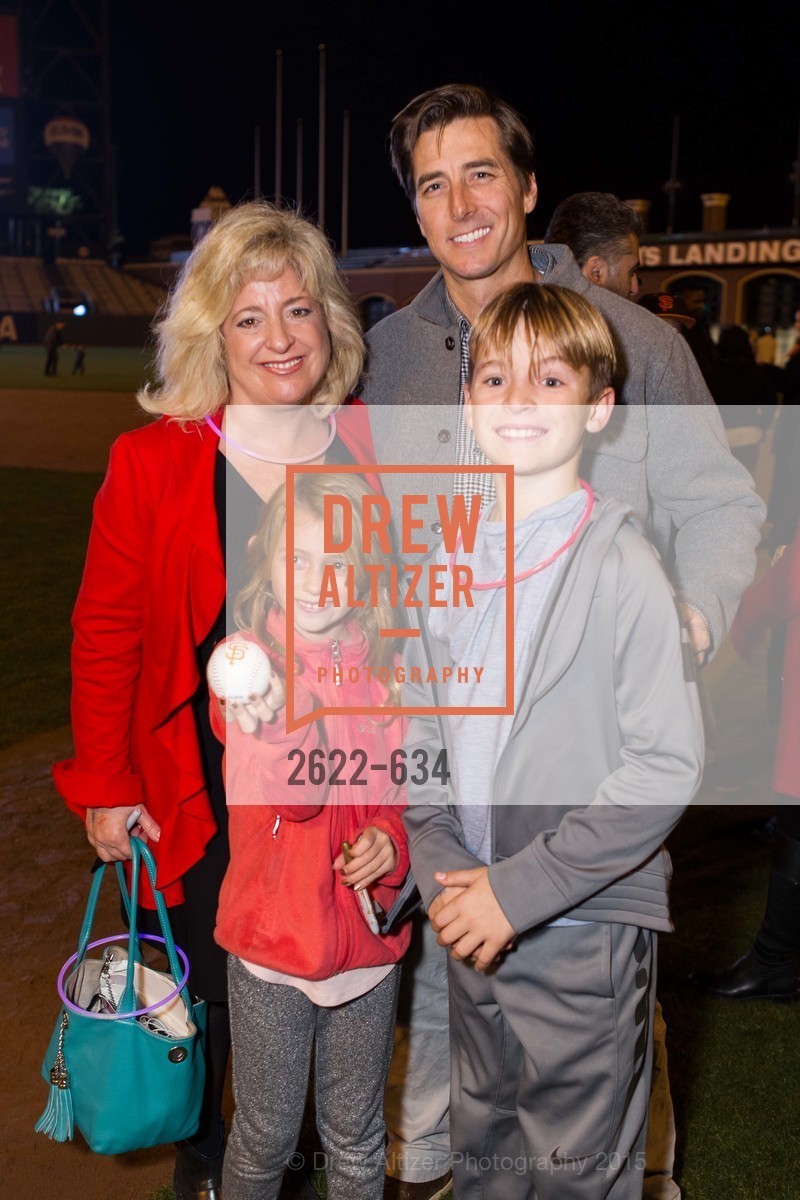 Jacqueline Feare, Holly Feare, Jonny Moseley, Benjamin Feare, Holiday Heroes 2015, AT&T Park, December 7th, 2015,Drew Altizer, Drew Altizer Photography, full-service event agency, private events, San Francisco photographer, photographer California