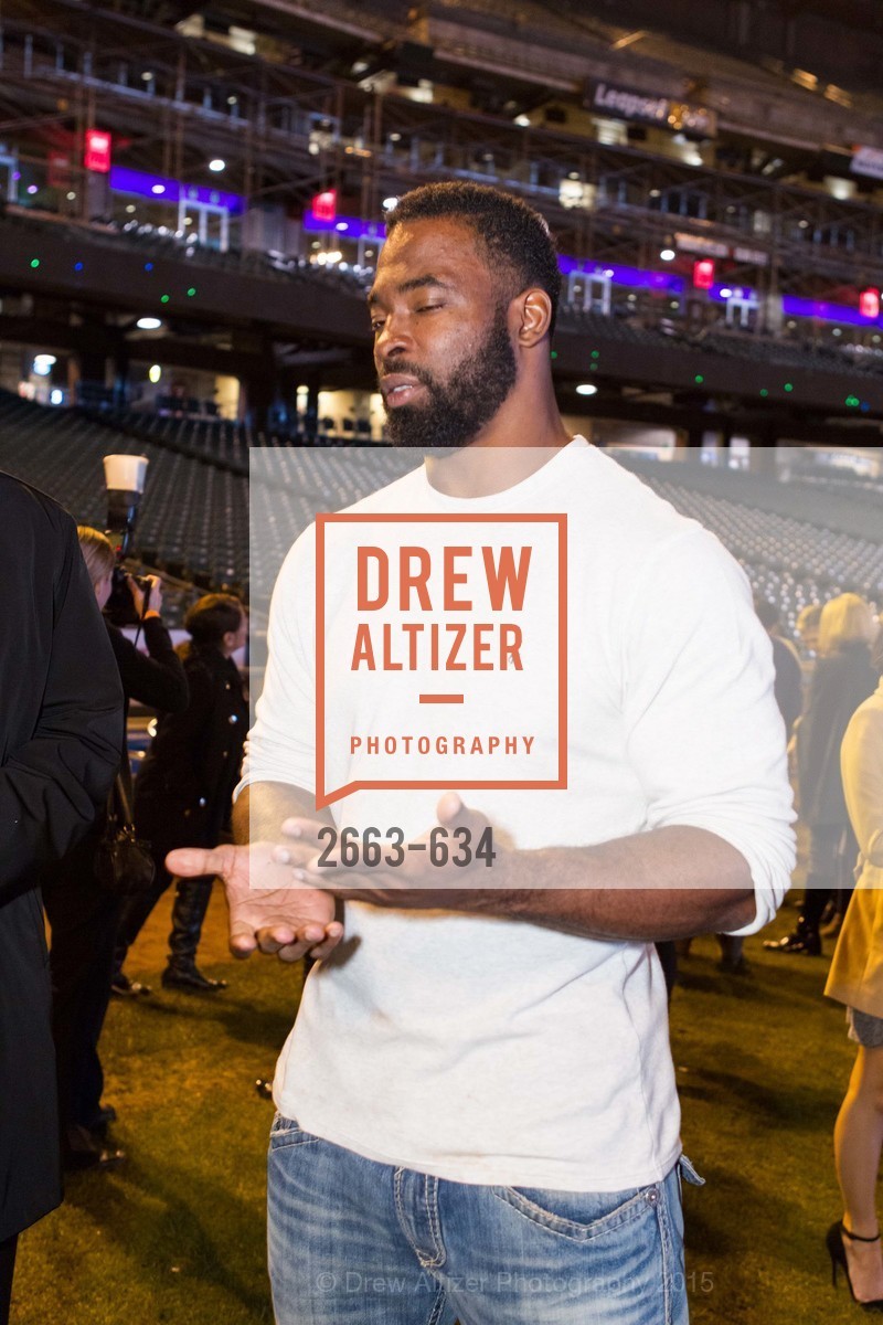 Justin Tuck, Holiday Heroes 2015, AT&T Park, December 7th, 2015,Drew Altizer, Drew Altizer Photography, full-service agency, private events, San Francisco photographer, photographer california