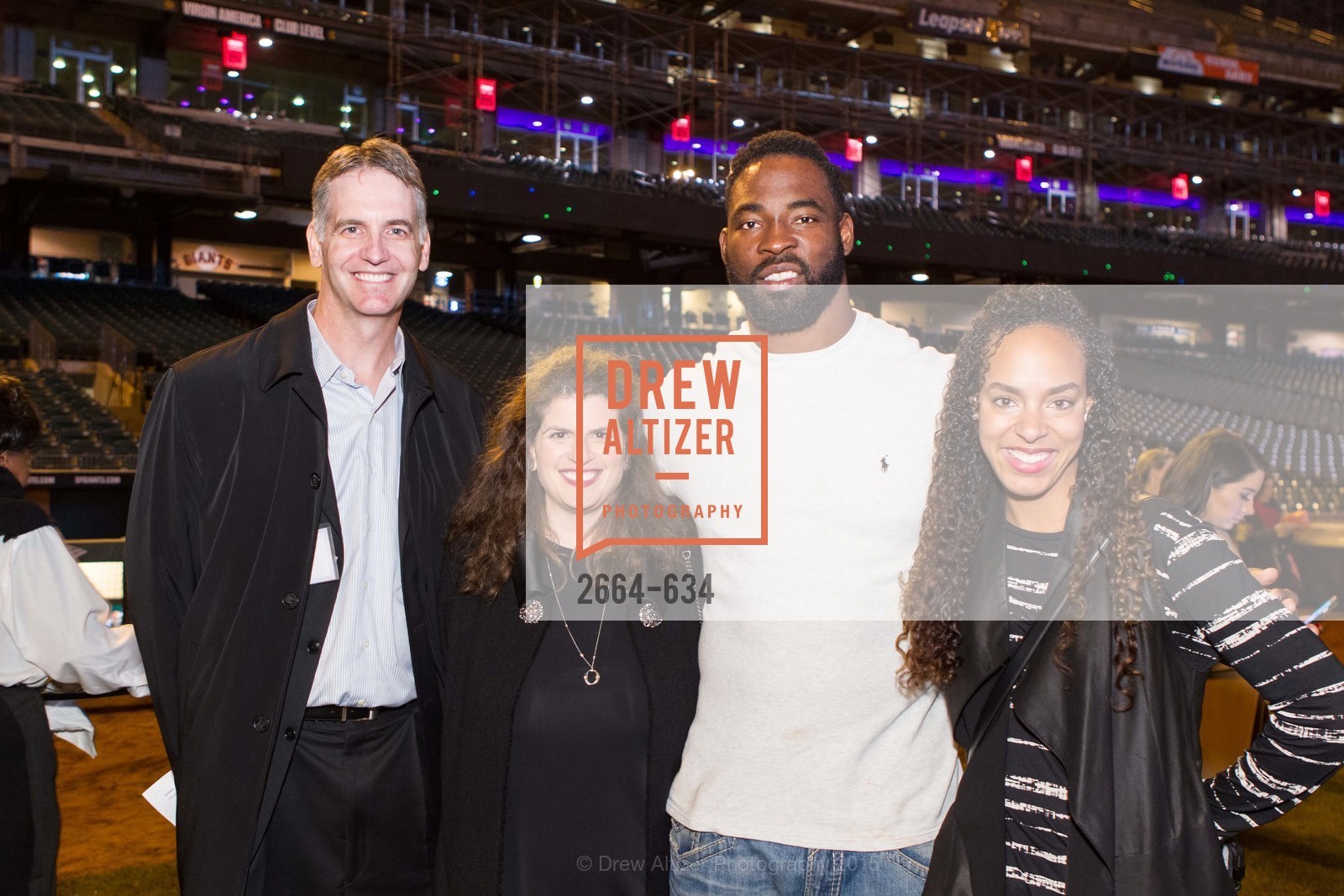John Hoch, Amy Wender-Hoch, Justin Tuck, Lauran Tuck, Holiday Heroes 2015, AT&T Park, December 7th, 2015