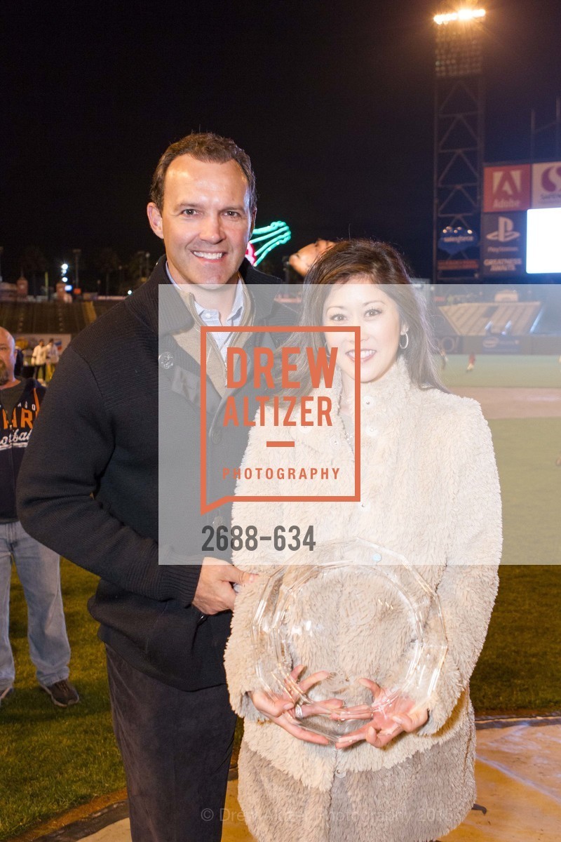 Bret Hedican, Kristi Yamaguchi, Holiday Heroes 2015, AT&T Park, December 7th, 2015, Photo #2688-634 Bret Hedican, Kristi Yamaguchi, Photo #2688-634